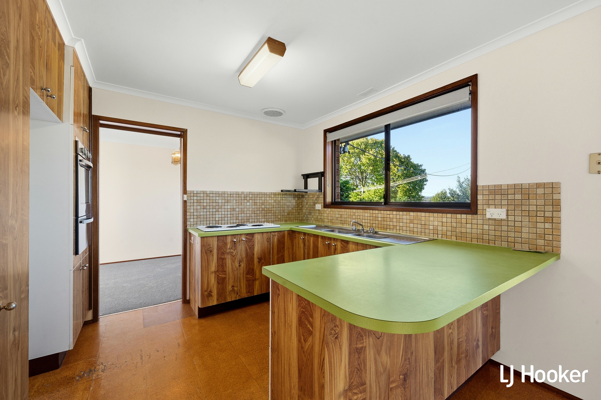 8 Rossell Place — photo 6 of 15