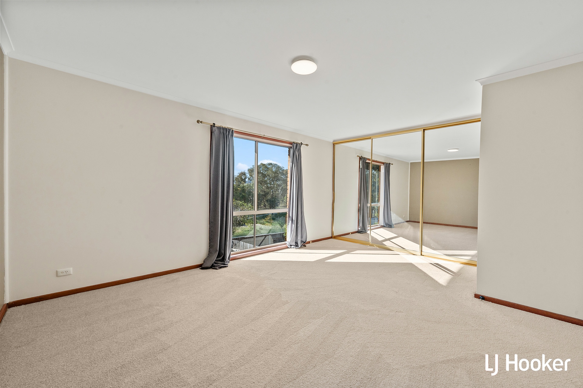8/72 Totterdell Street — photo 4 of 10