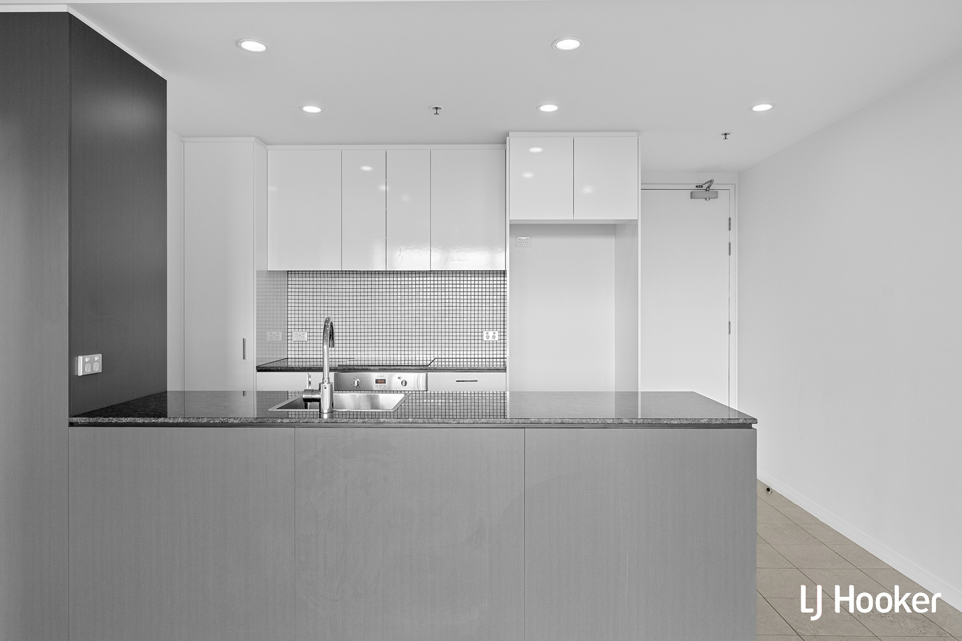 133/39 Benjamin Way — photo 4 of 13