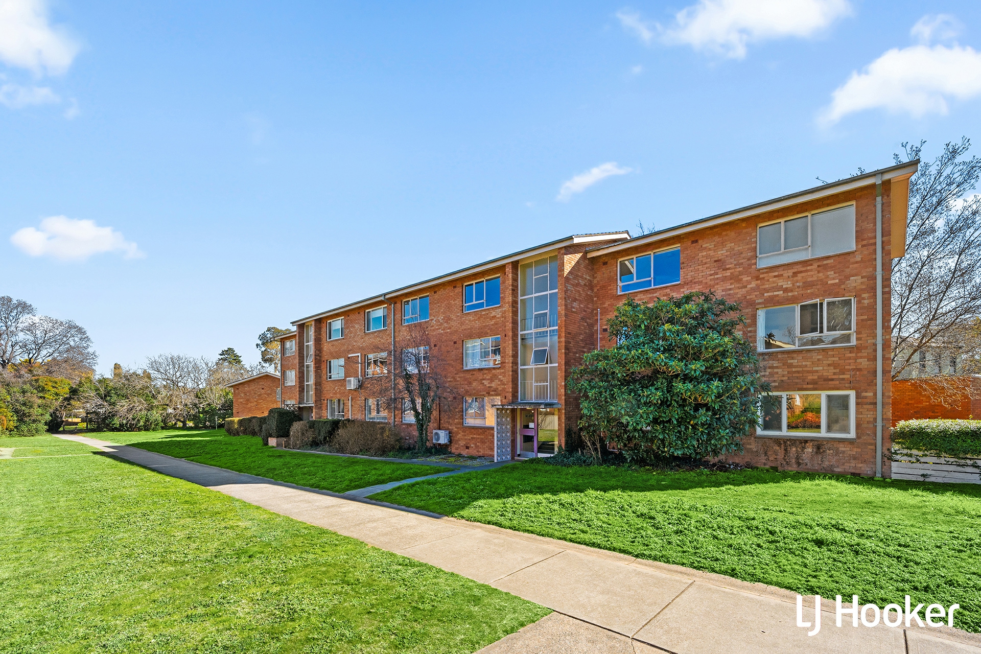 11/114 Blamey Crescent — photo from LJ Hooker Belconnen