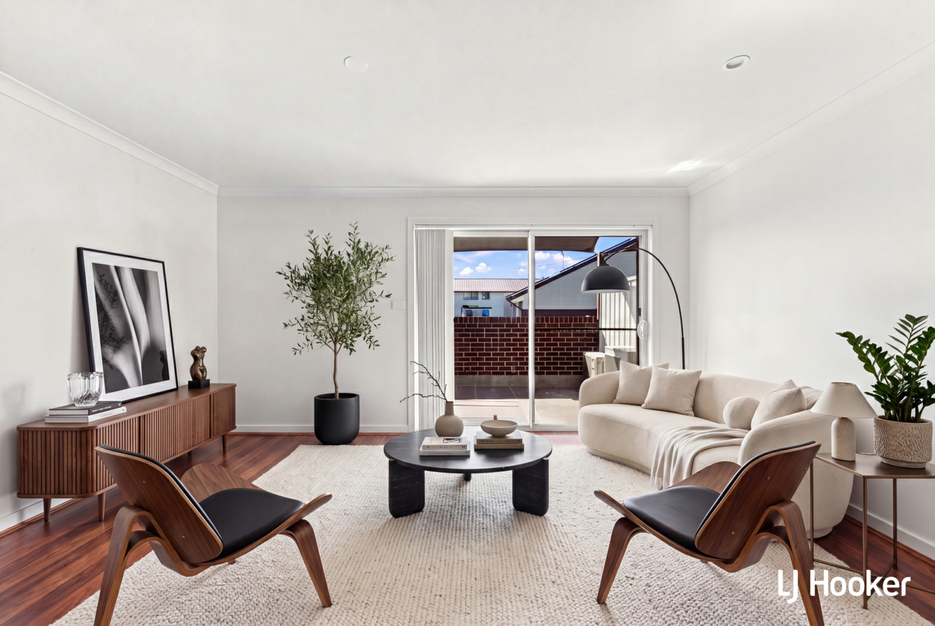 20/2 Clare Burton Crescent — photo from LJ Hooker Belconnen