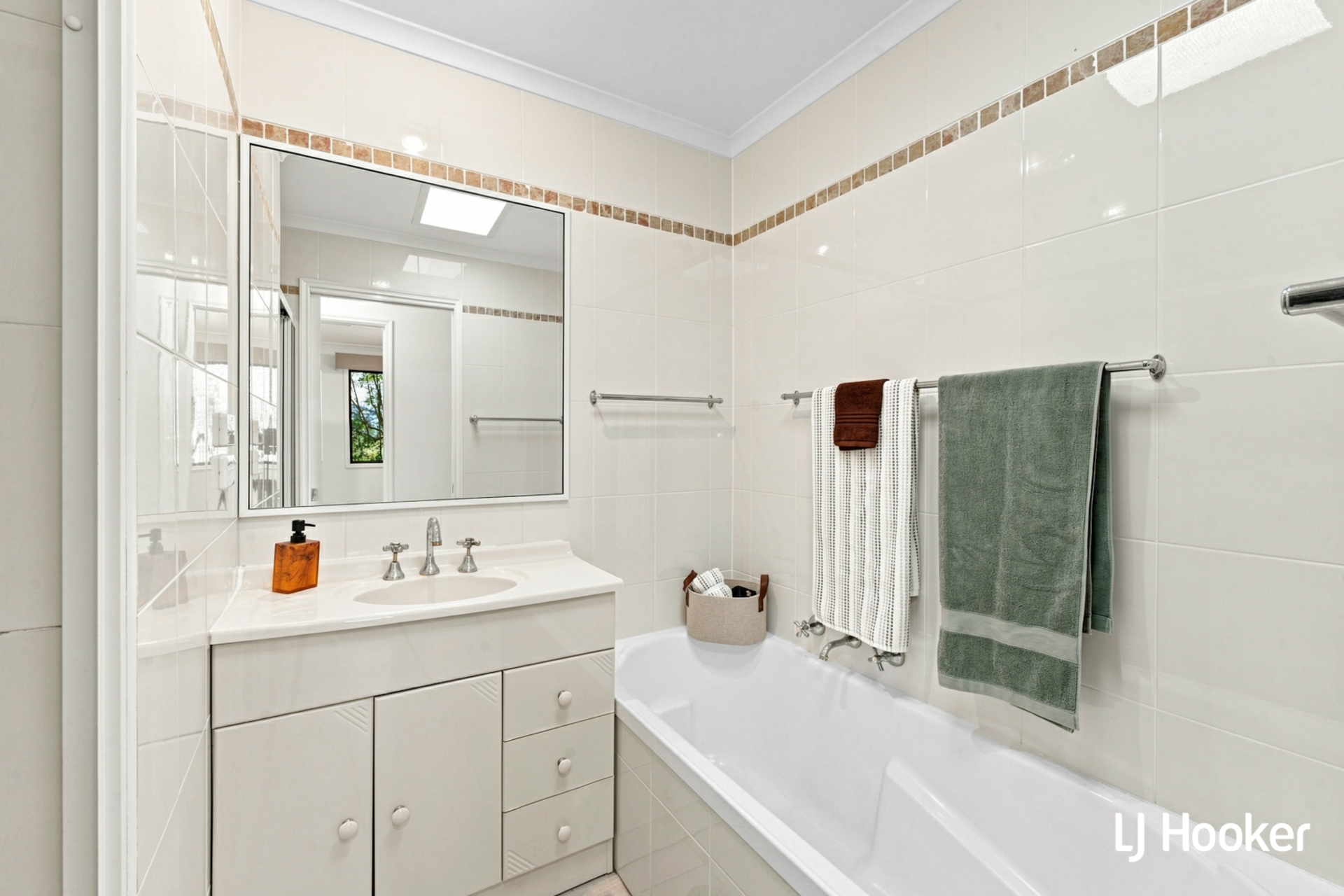 129 Hannan Crescent — photo 16 of 16