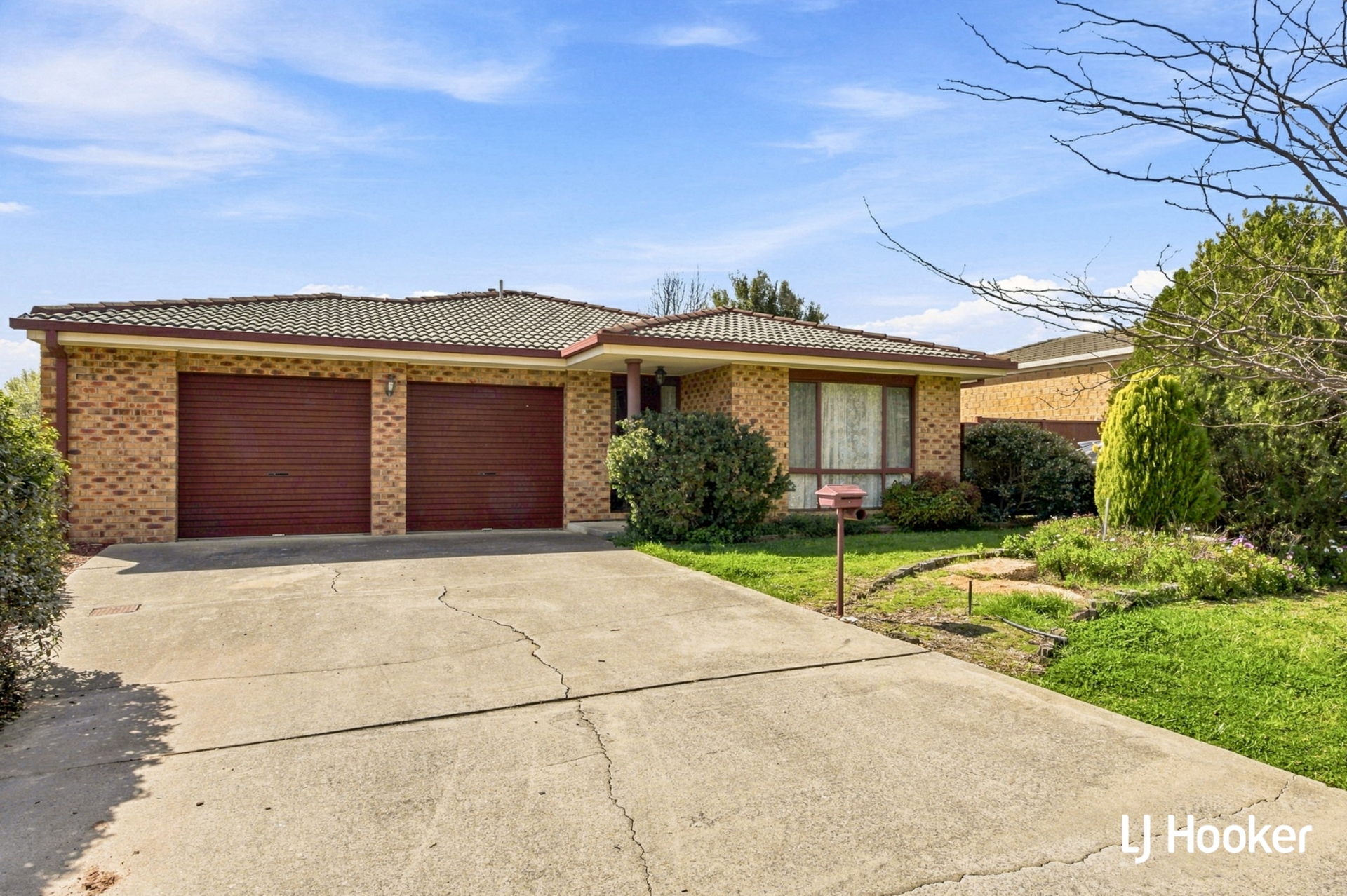 8 Quinlivan Crescent — photo from LJ Hooker Belconnen