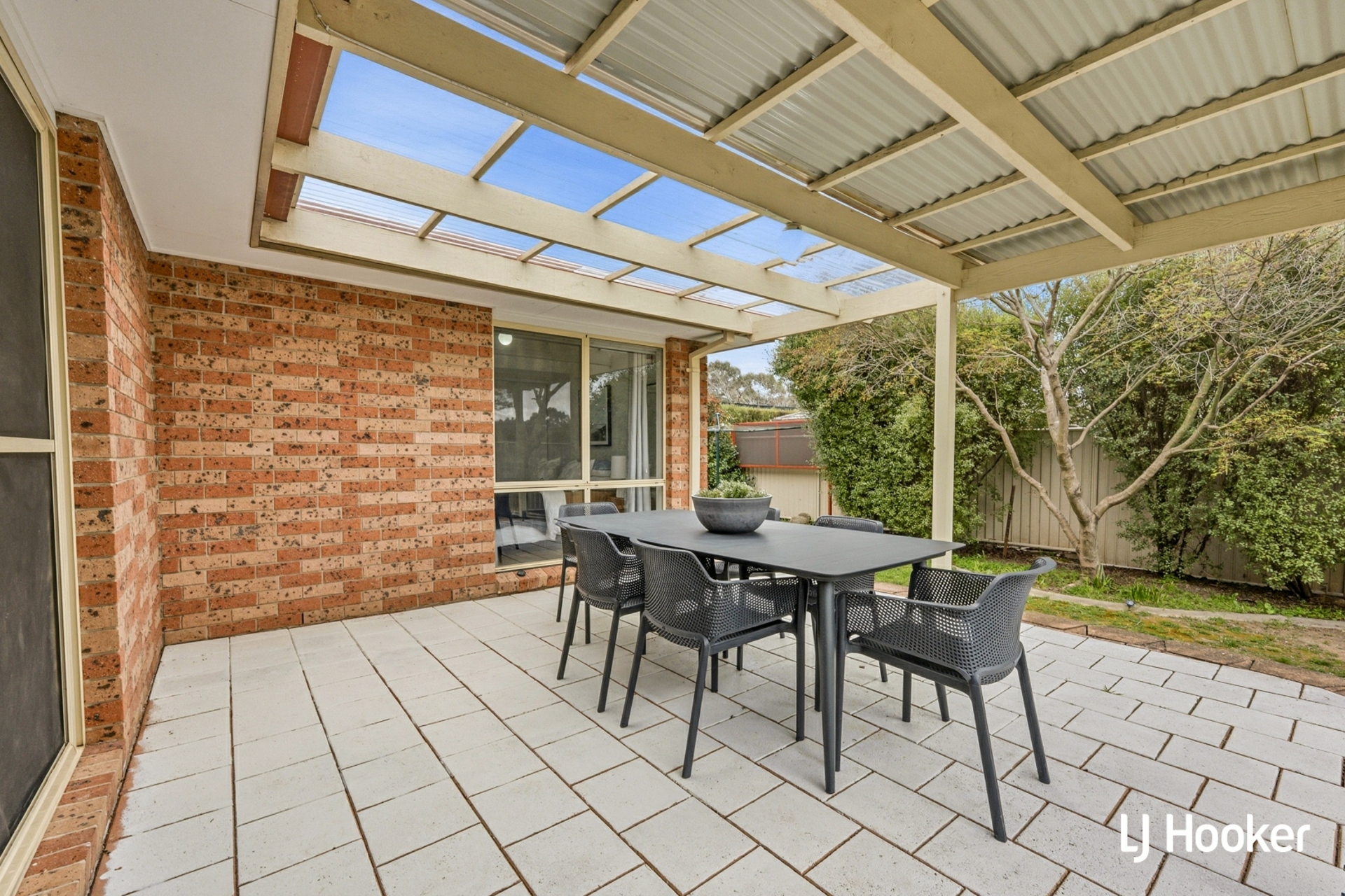 12 Akubra Place — photo 10 of 14