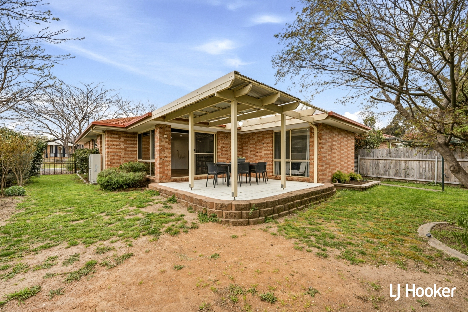 12 Akubra Place — photo 11 of 14