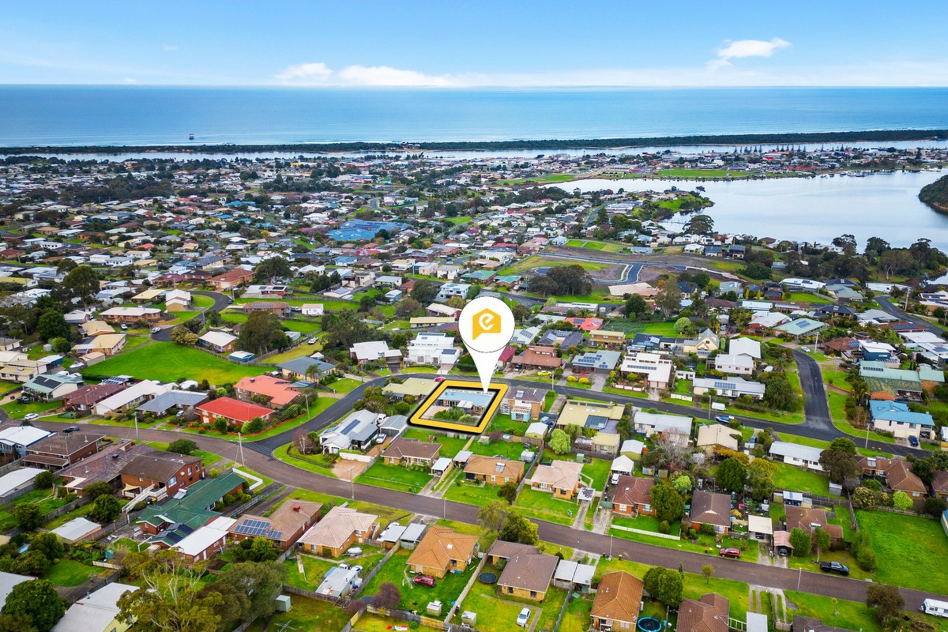 68 Ocean View Parade Lakes Entrance VIC House for Sale LJ Hooker
