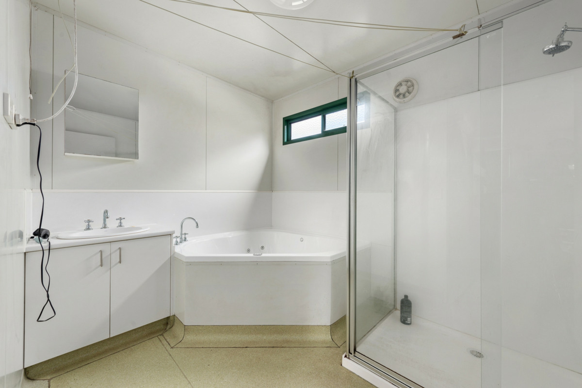 68 Ocean View Parade Lakes Entrance VIC House for Sale LJ Hooker