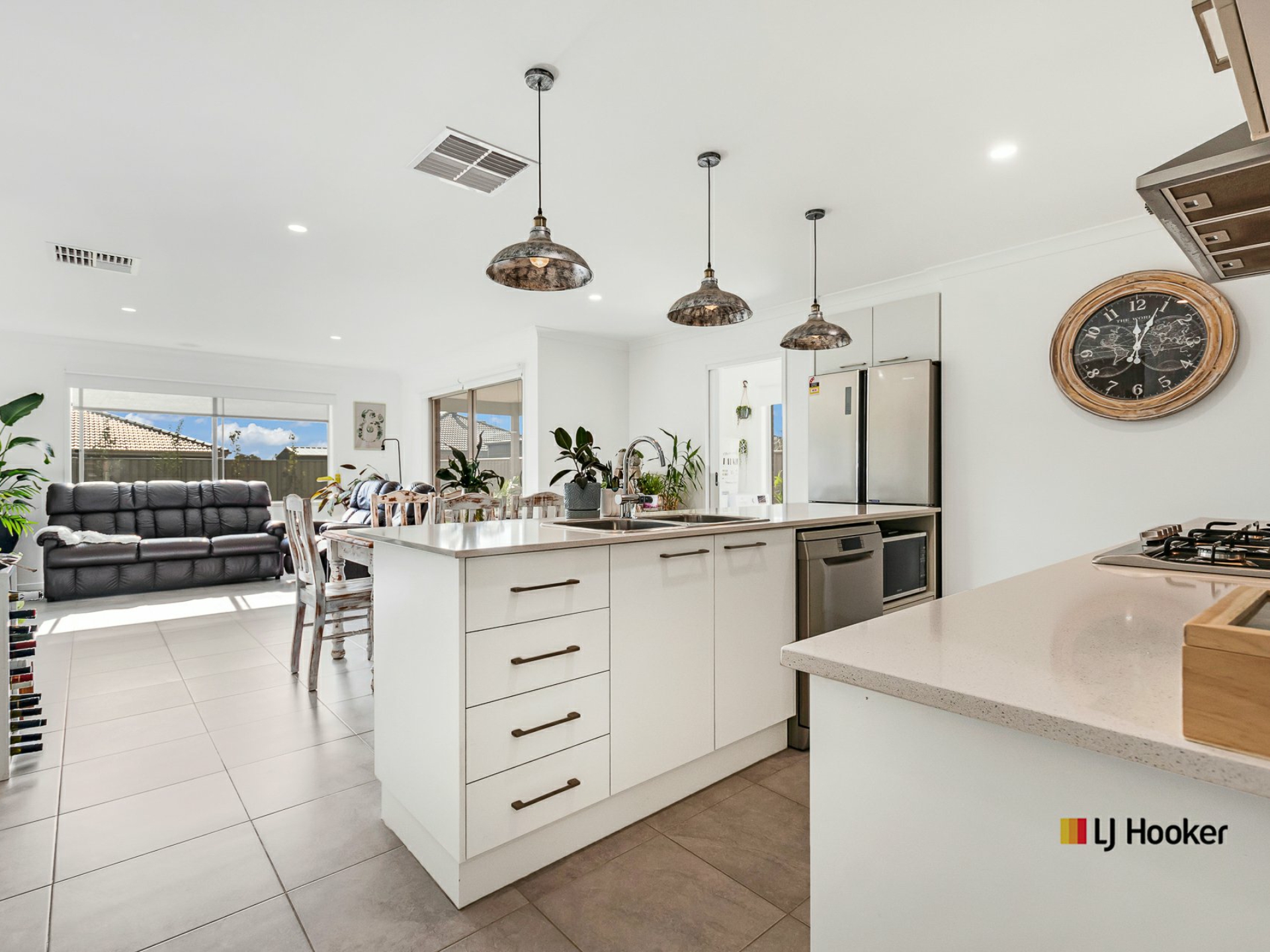 12 Magnolia Drive, ECHUCA