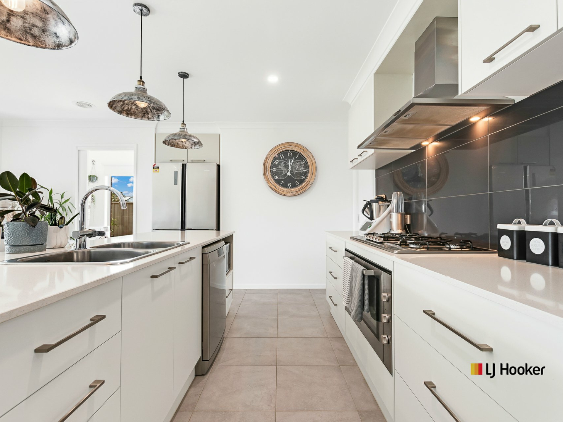 12 Magnolia Drive, ECHUCA