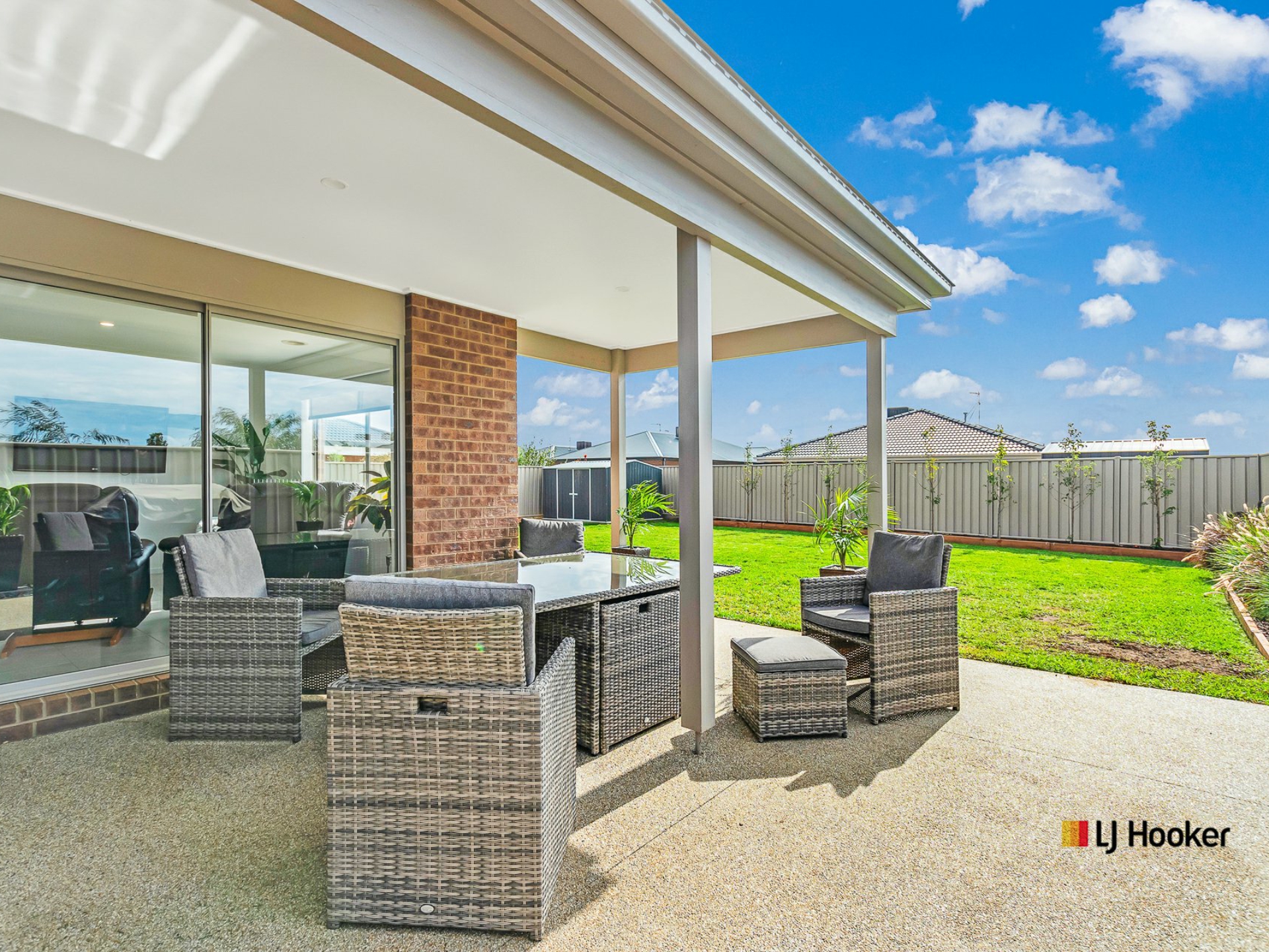 12 Magnolia Drive, ECHUCA
