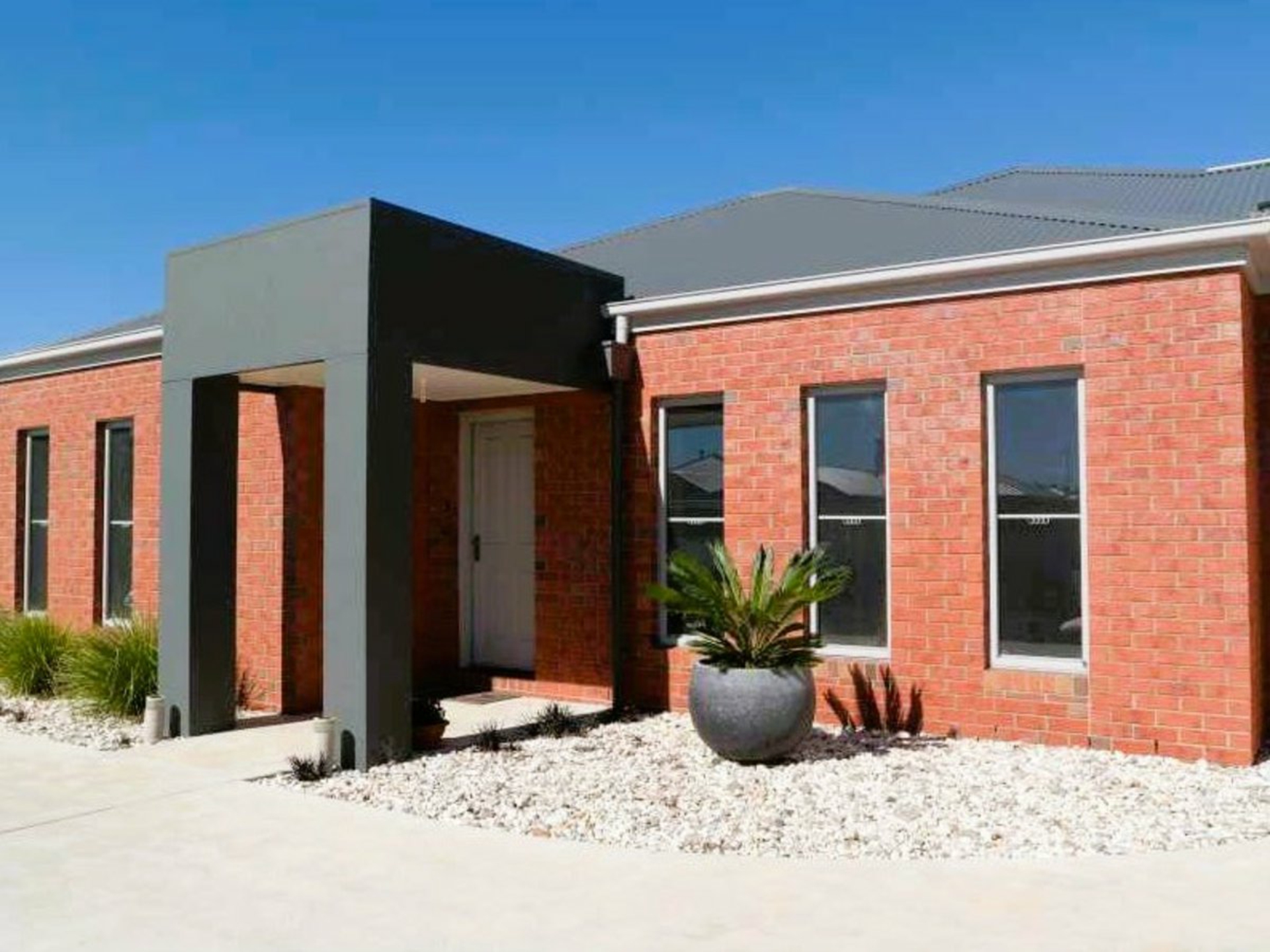 2/2 Paroo Street Echuca VIC