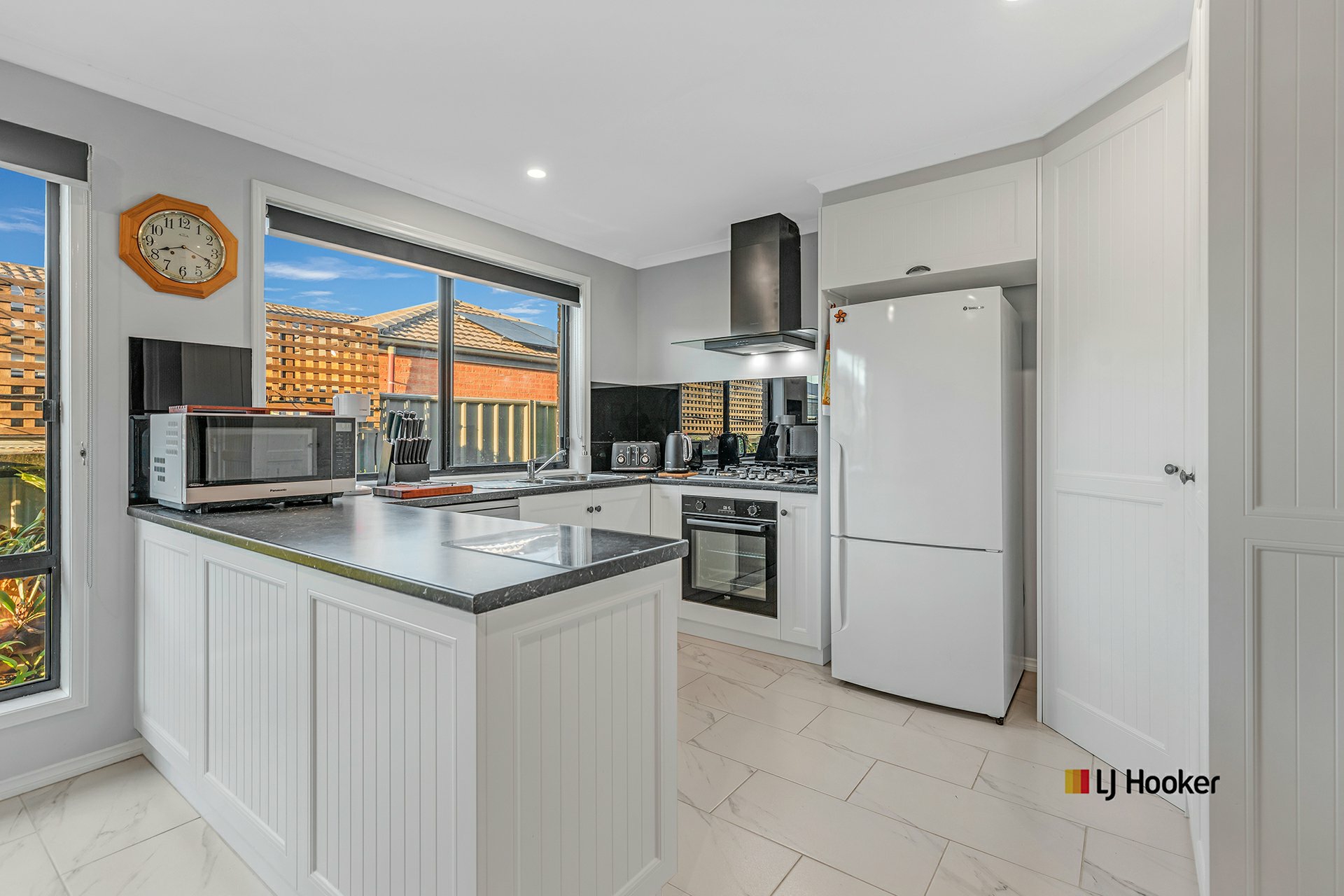 16 Elm Street, ECHUCA