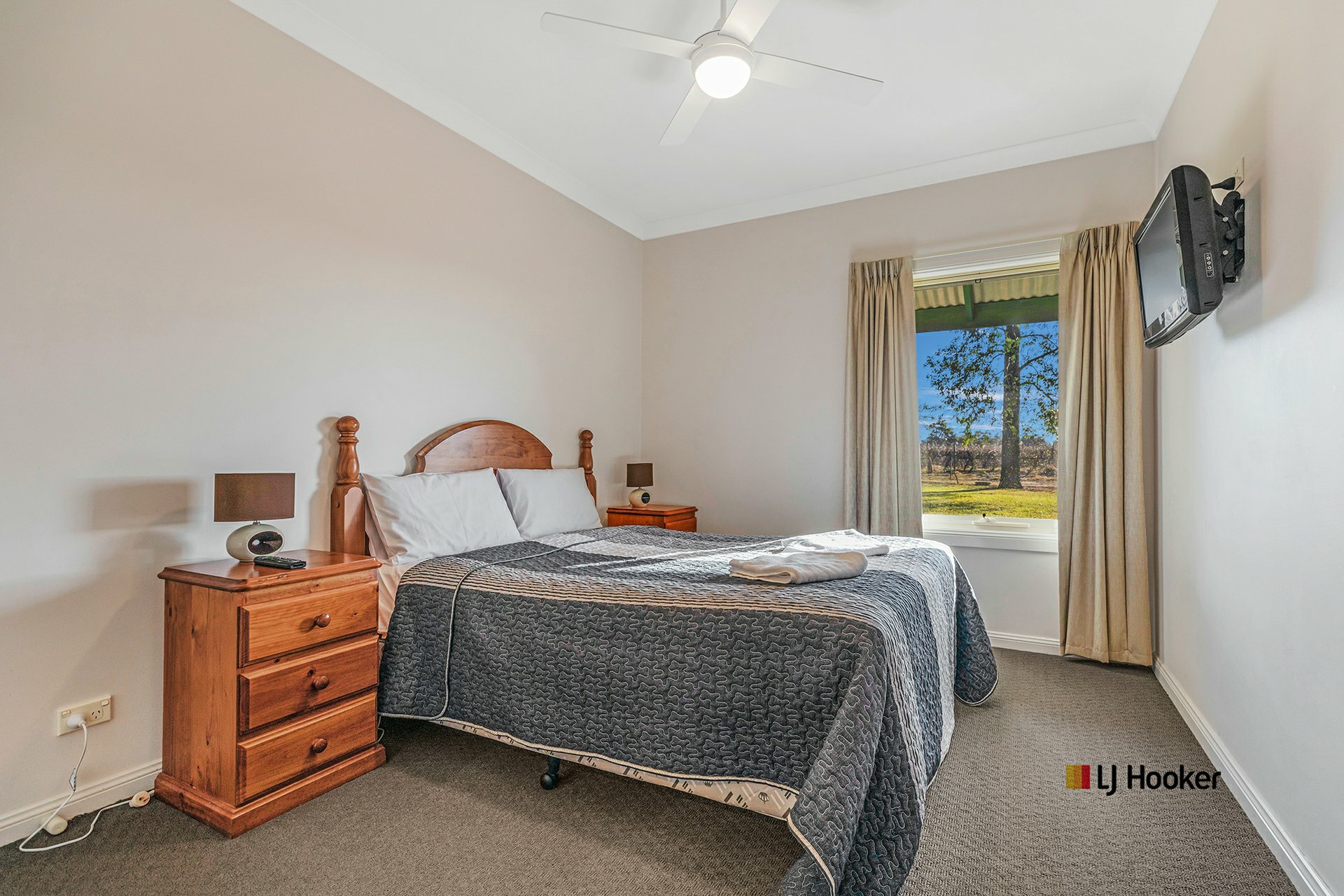 Villa 28/162 Perricoota Road — photo 3 of 18