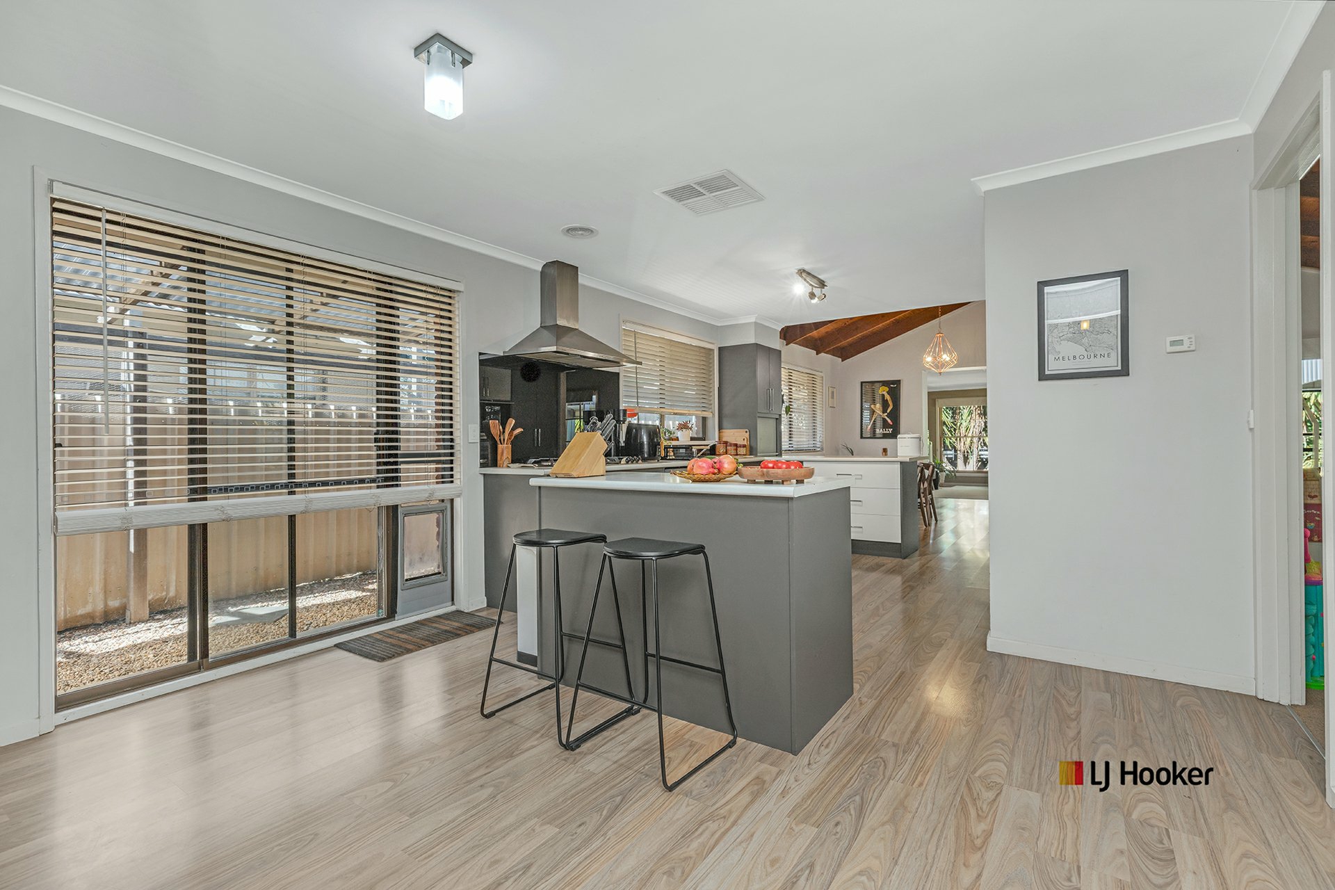 10 Martin Street — photo 9 of 28