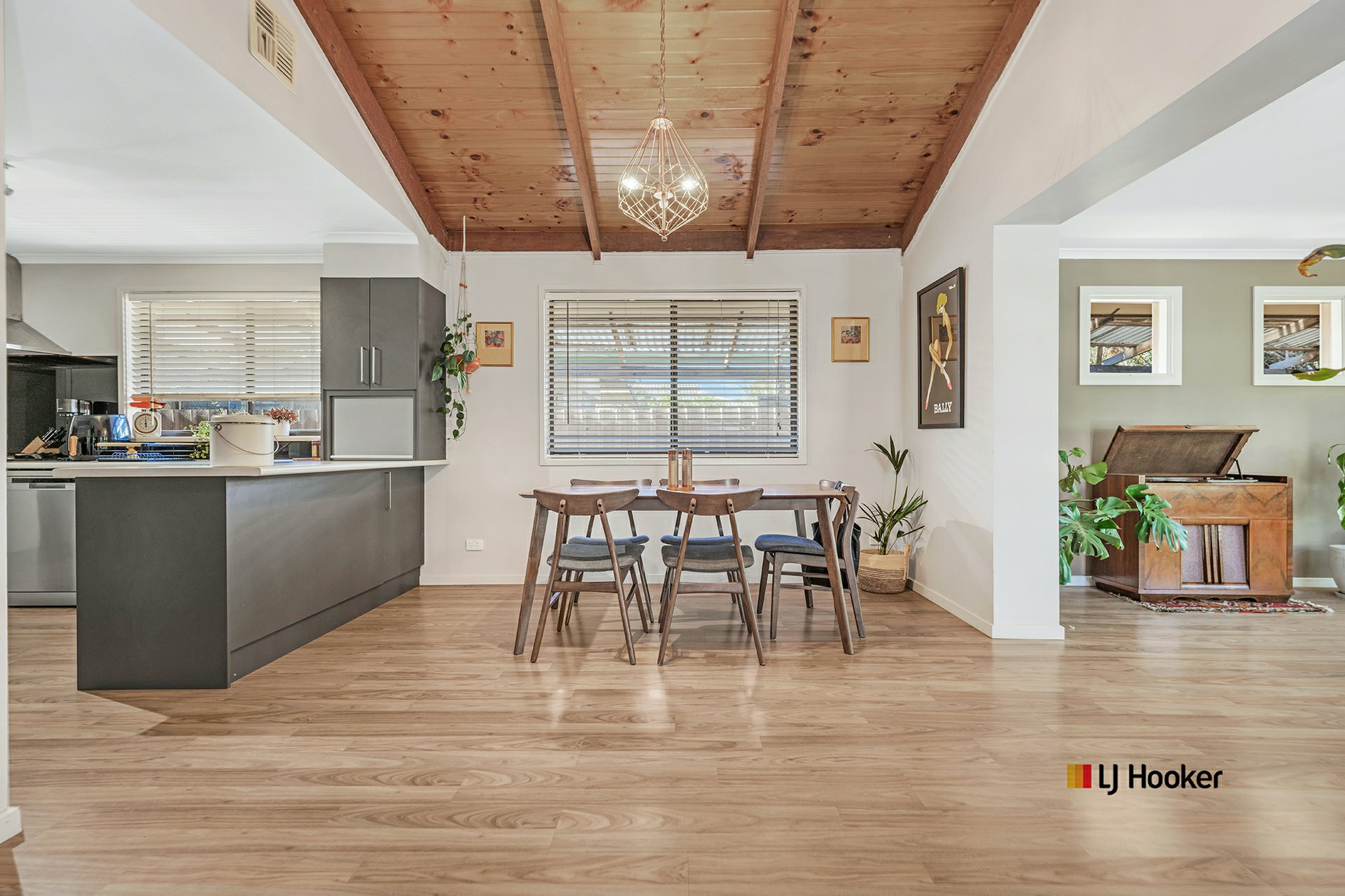 10 Martin Street — photo 11 of 28