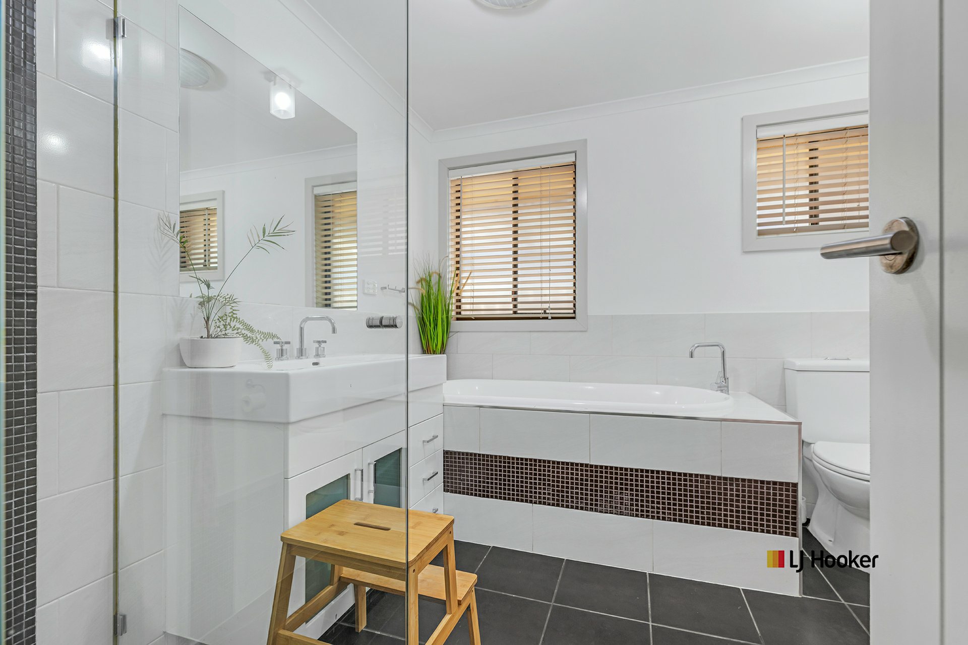 10 Martin Street — photo 17 of 28