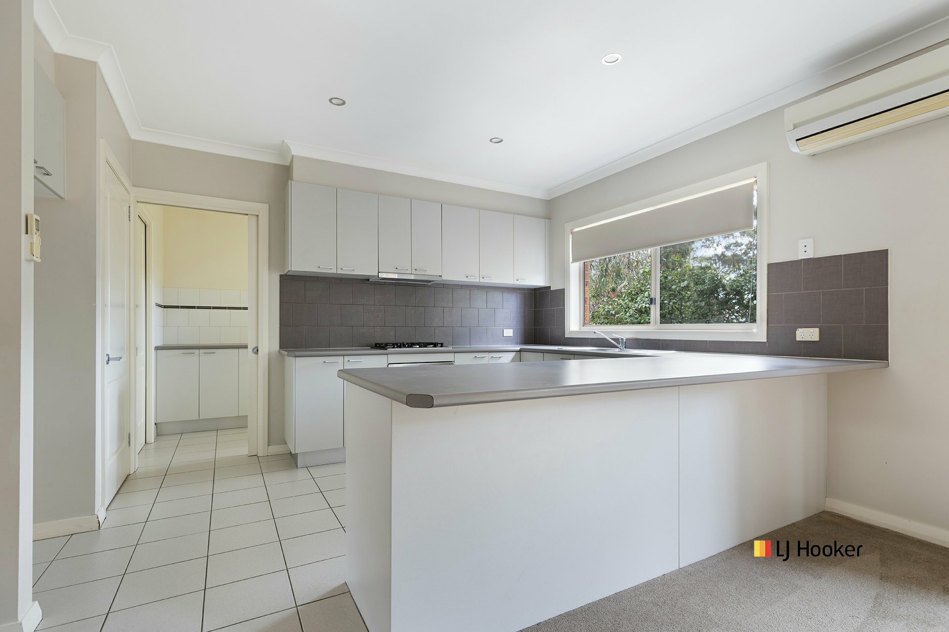 3/142-144 Bowen Street — photo 4 of 18