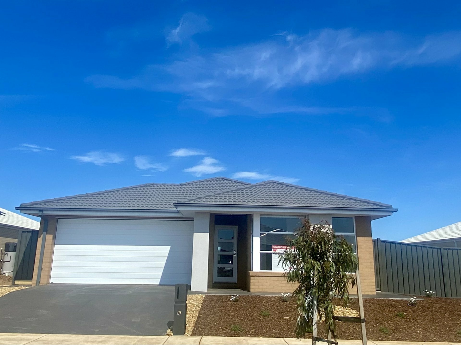 7 Bellbird Street — photo 2 of 7