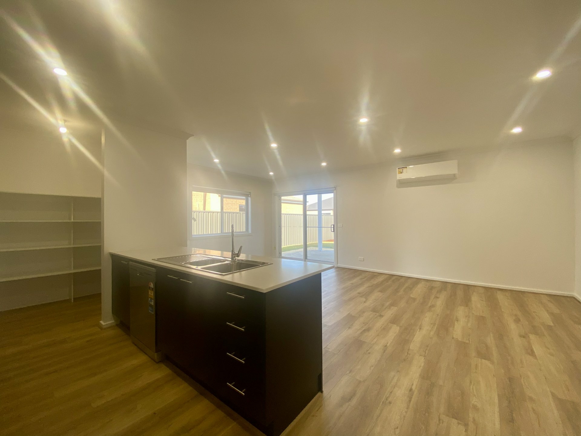 105 Evergreen Street — photo 5 of 16
