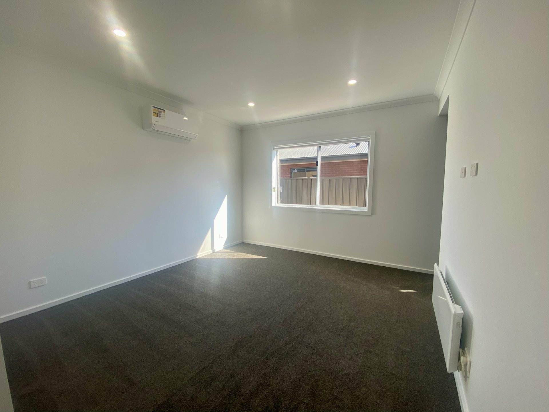 105 Evergreen Street — photo 9 of 16