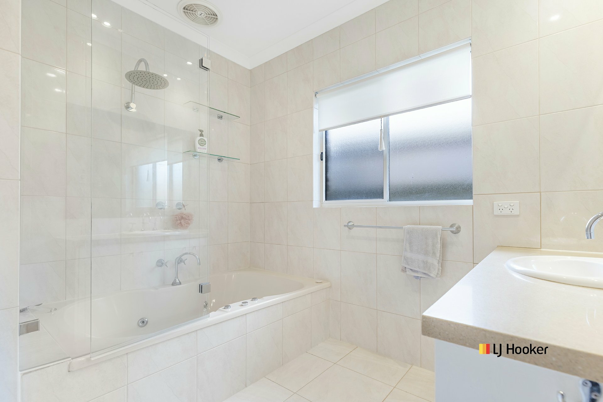 57 Rutley Crescent — photo 12 of 30