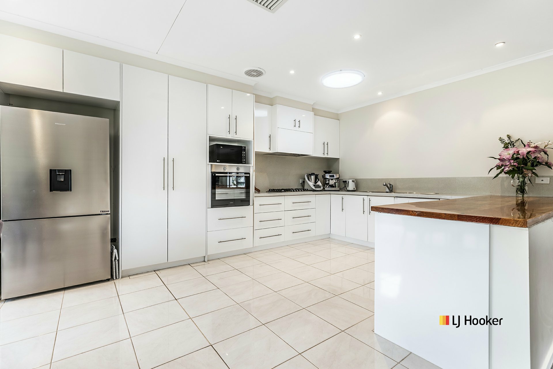 57 Rutley Crescent — photo 13 of 30