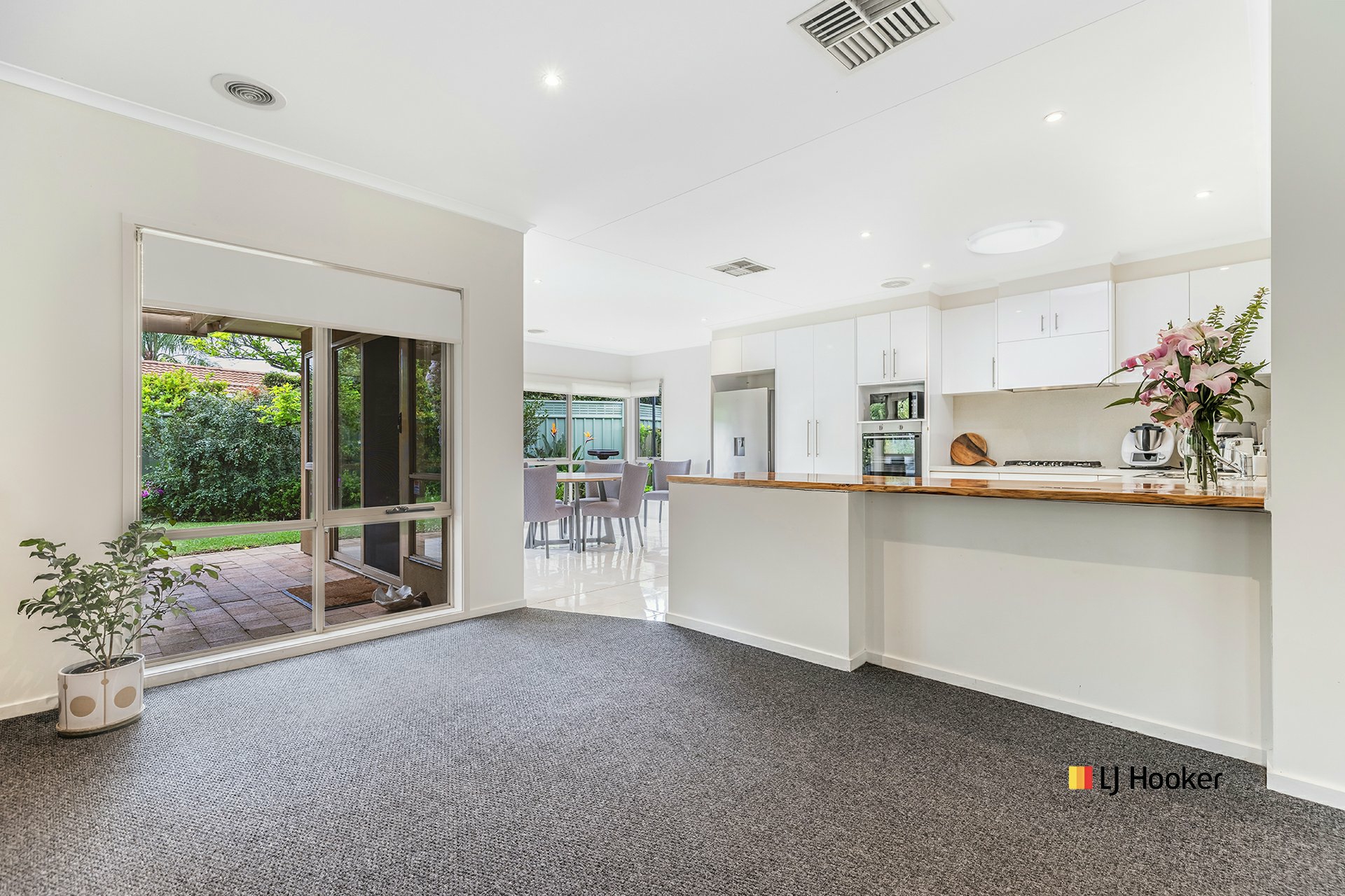 57 Rutley Crescent — photo 15 of 30