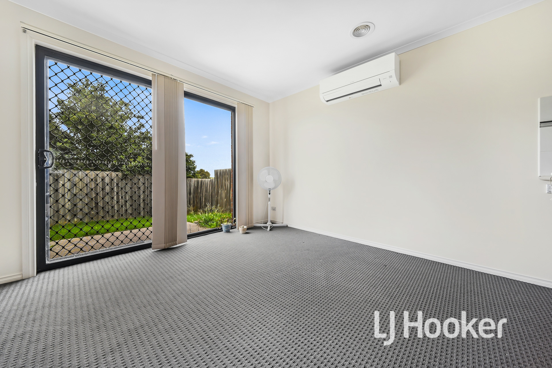 21/107 Army Road, PAKENHAM