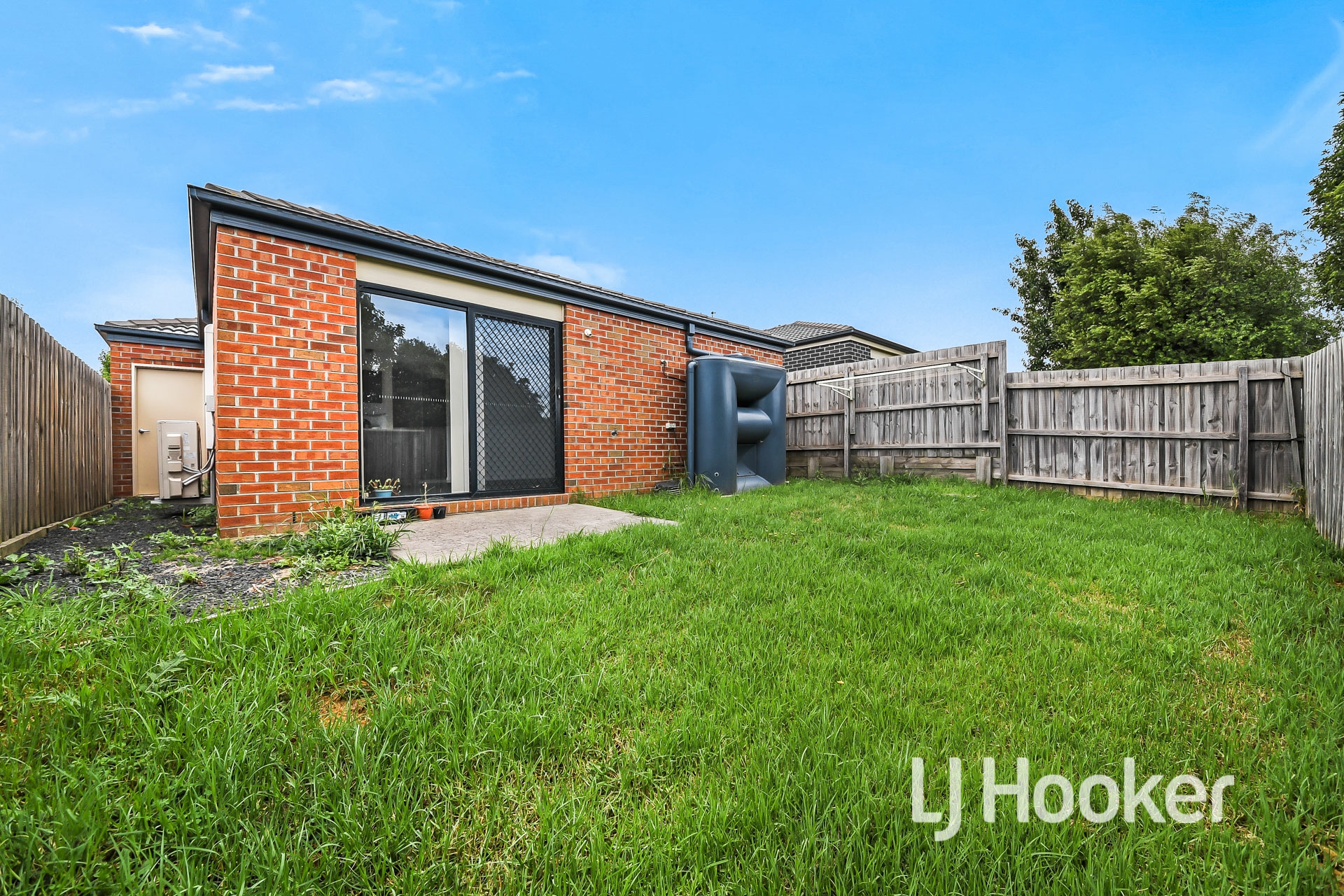 21/107 Army Road, PAKENHAM