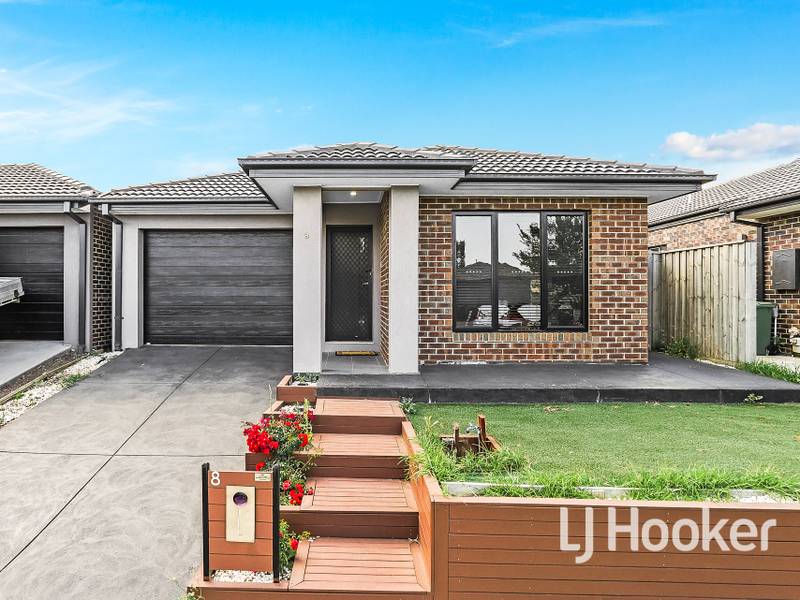8 Lavender Road, OFFICER