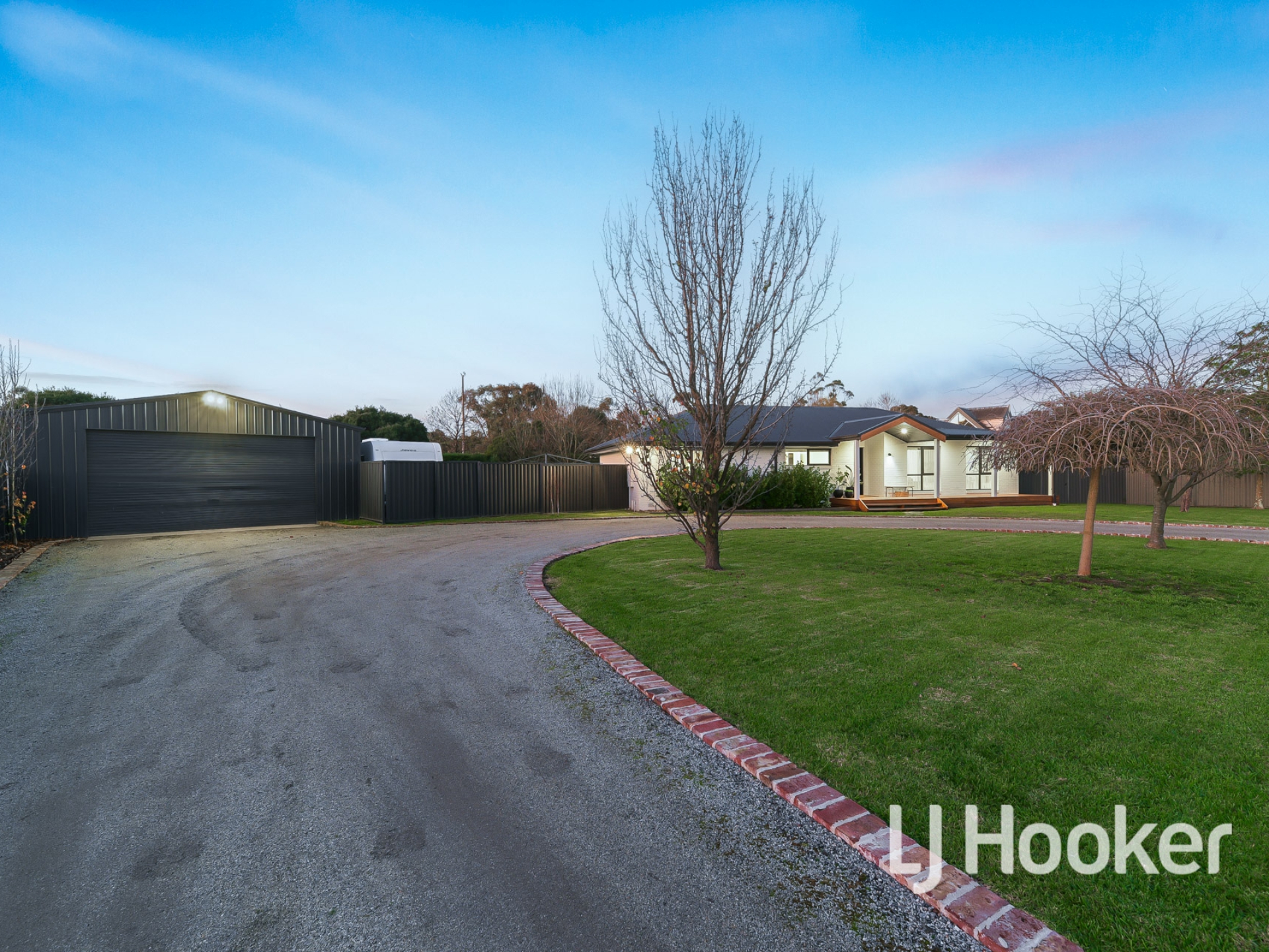 10-12 Browning Road, NAR NAR GOON