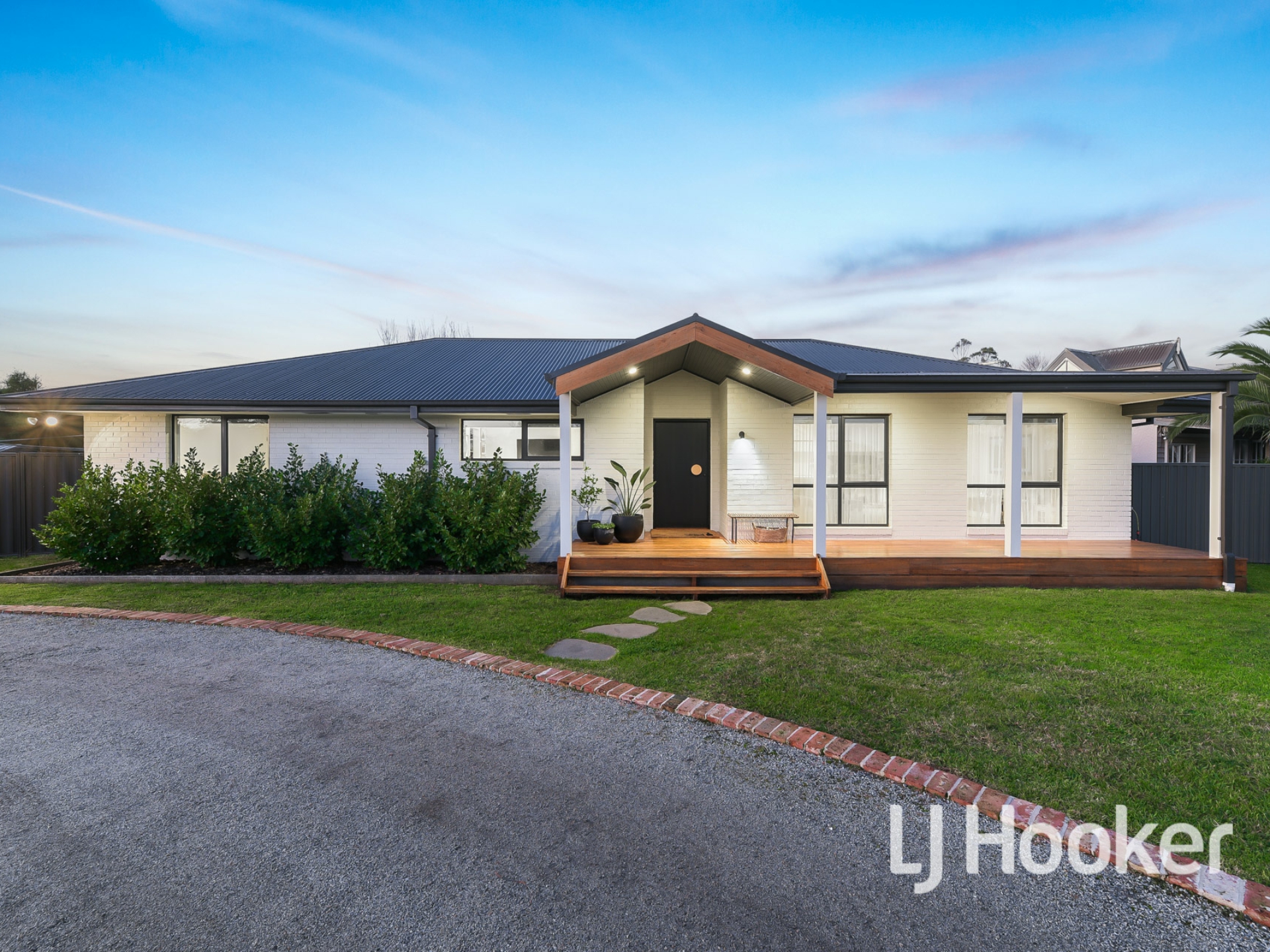10-12 Browning Road, NAR NAR GOON