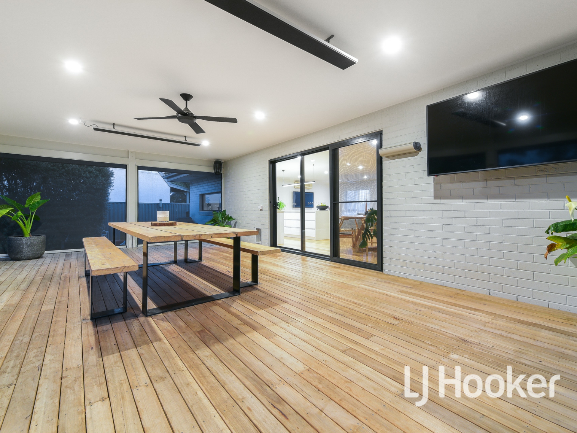 10-12 Browning Road, NAR NAR GOON
