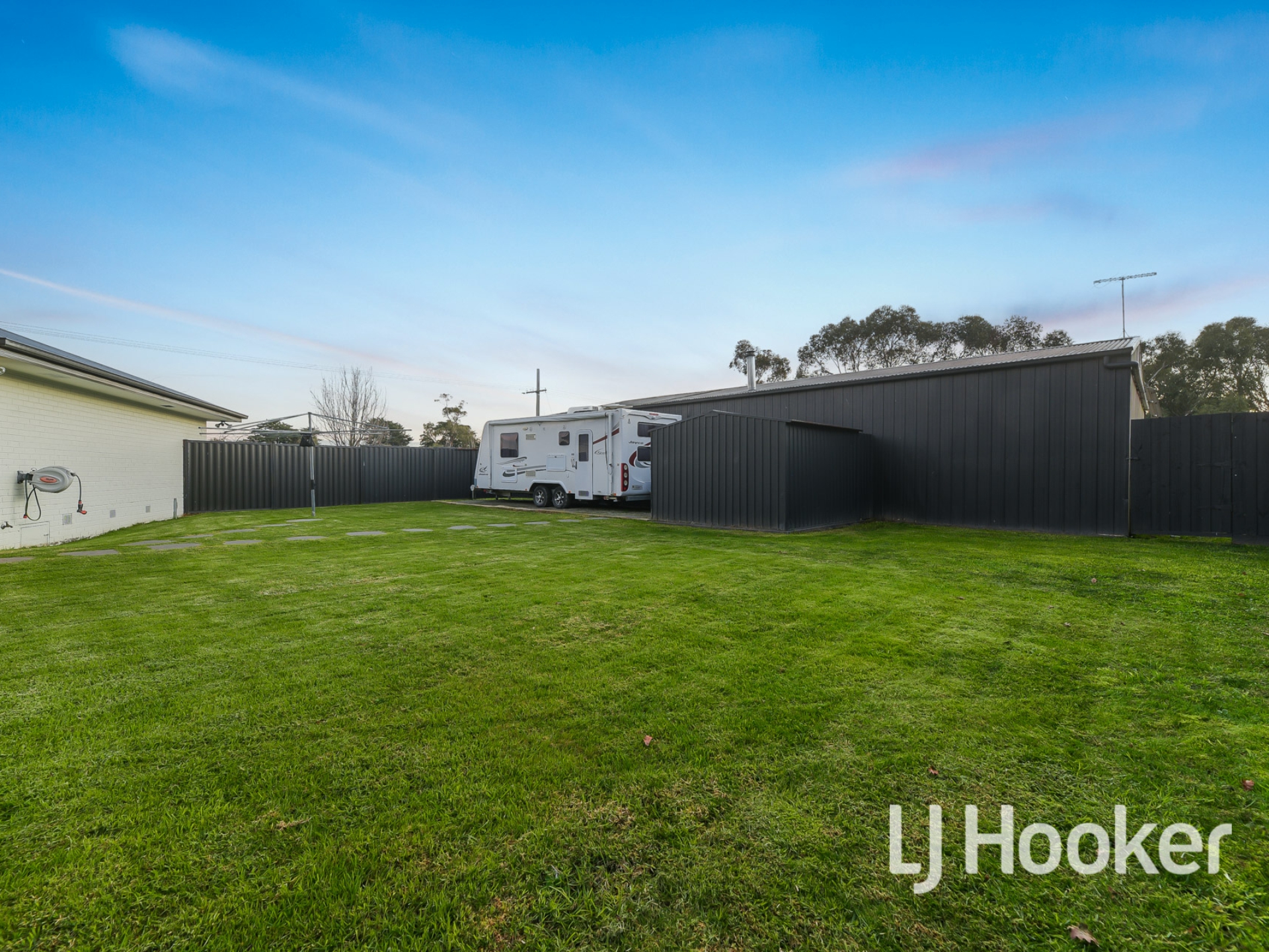 10-12 Browning Road, NAR NAR GOON