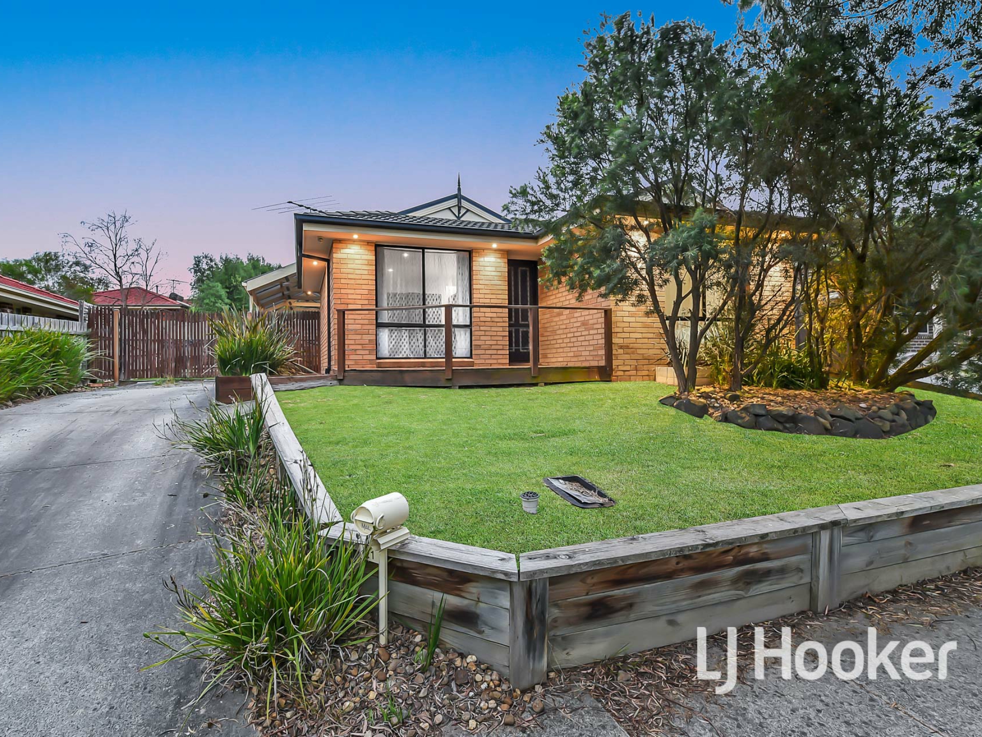 21 Riviera Drive, Pakenham