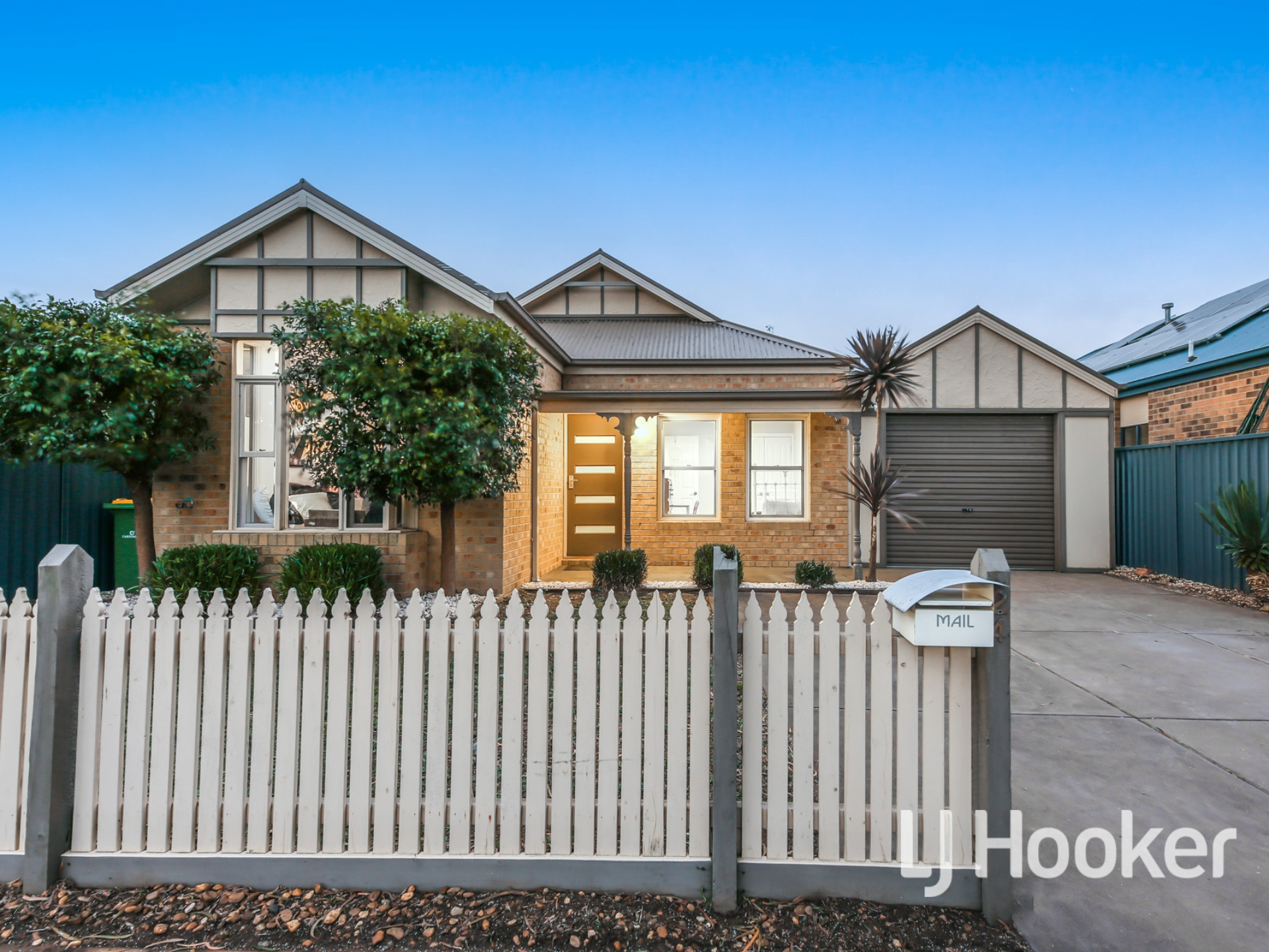 24 Mallee Circuit, Pakenham