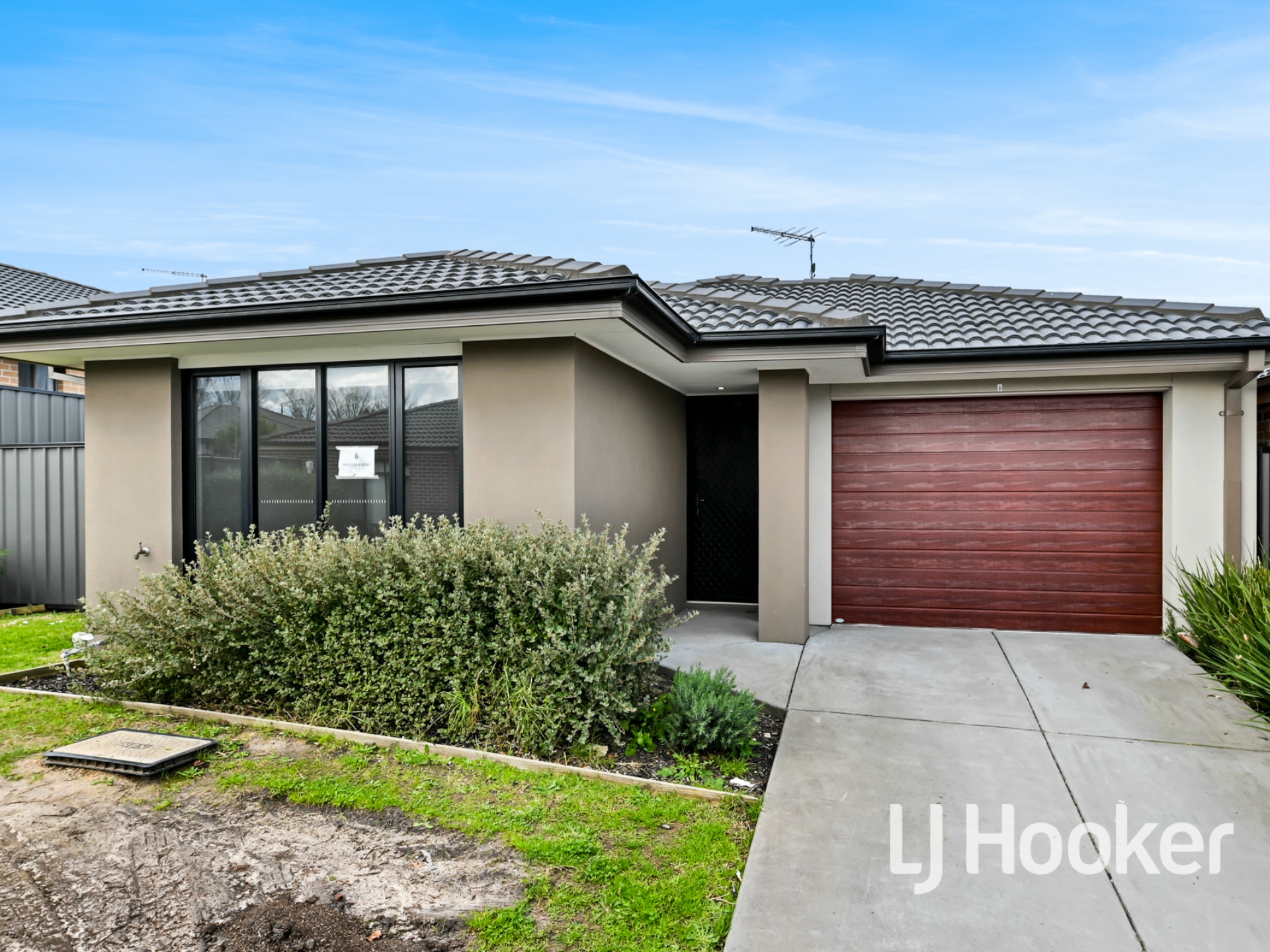 6 Macleod Circuit, Pakenham