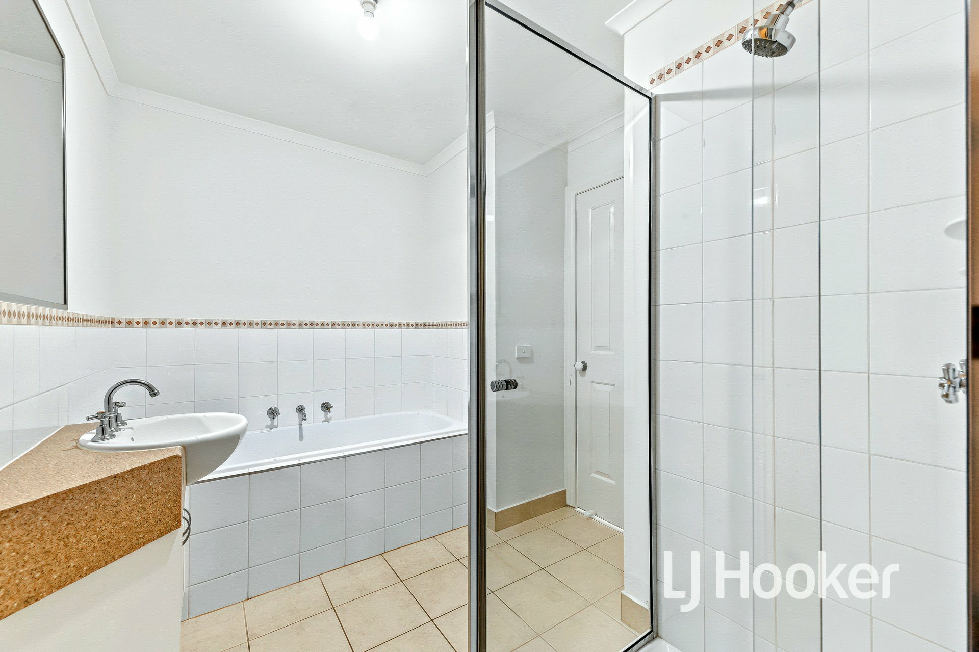 13/7 Syme Road — photo 6 of 9