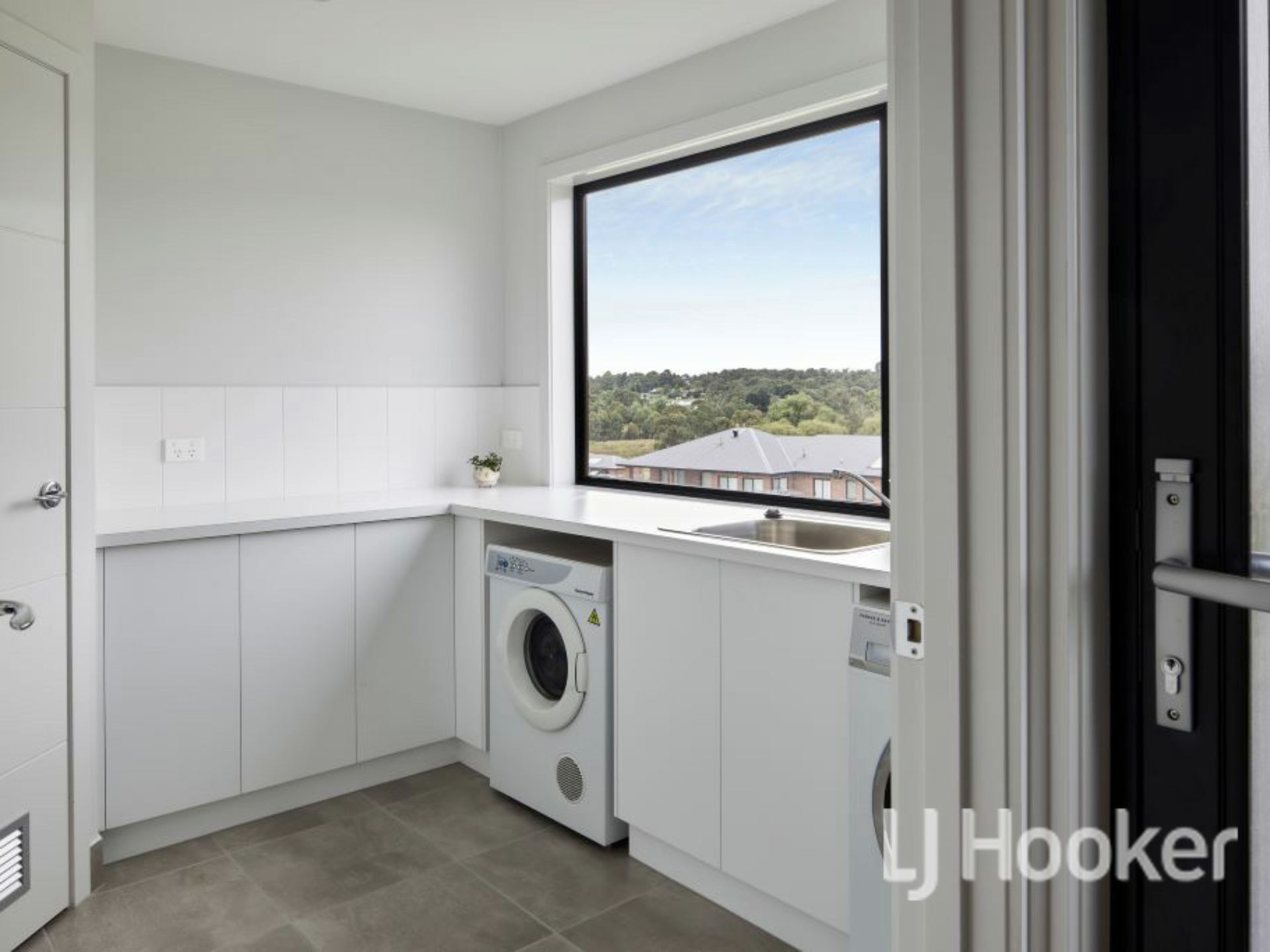 6 Shinners Close, BUNYIP