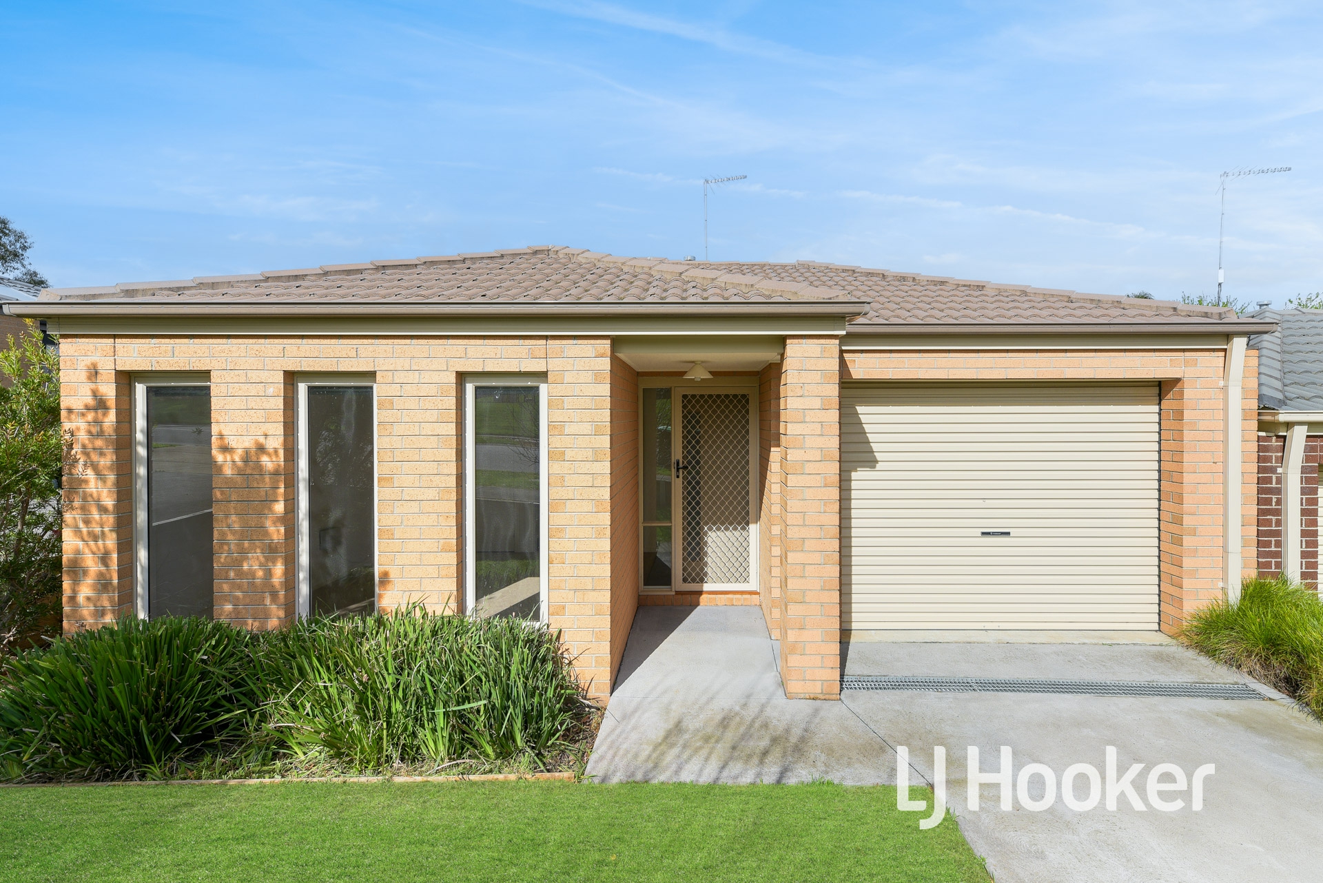 5 Springwater Drive, Drouin