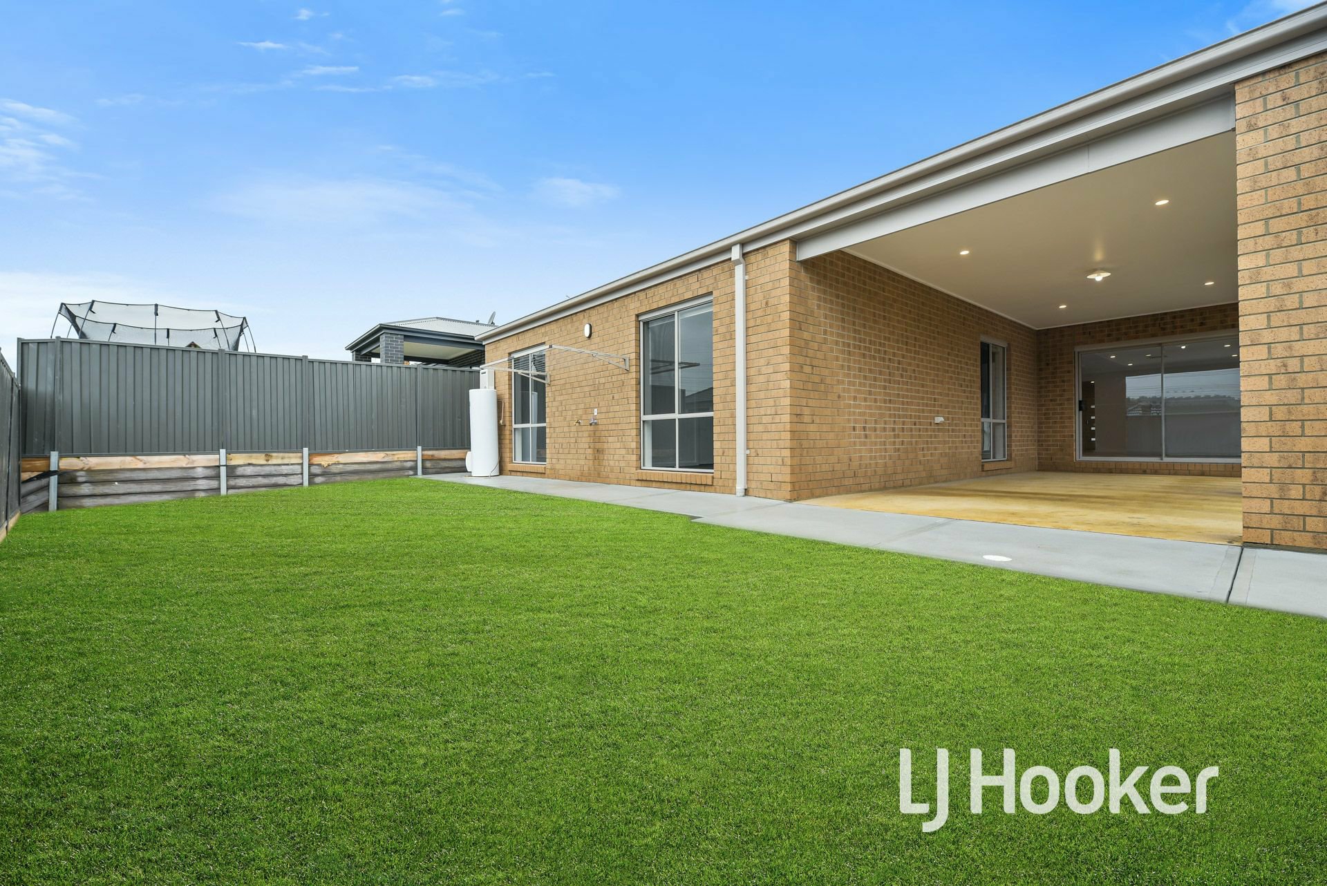 136 Timberline Parkway, PAKENHAM