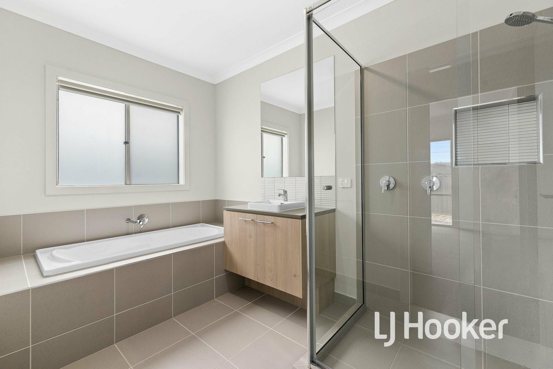 136 Timberline Parkway, PAKENHAM