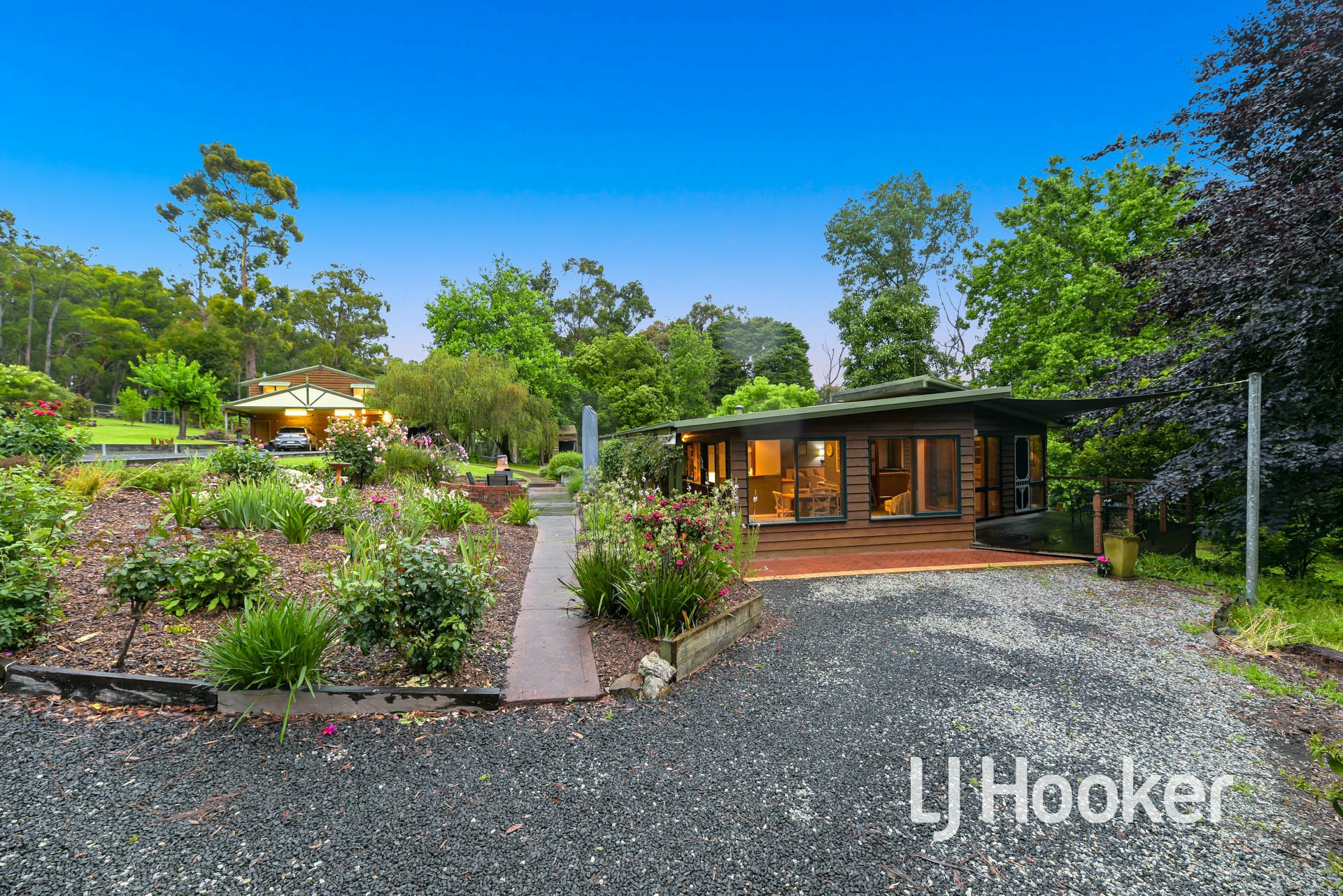 745 Gembrook Road Pakenham Upper VIC AcreageSemirural for Sale LJ
