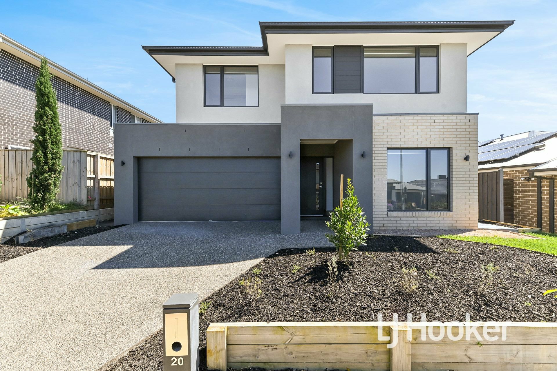 20 Ambleside Way, OFFICER