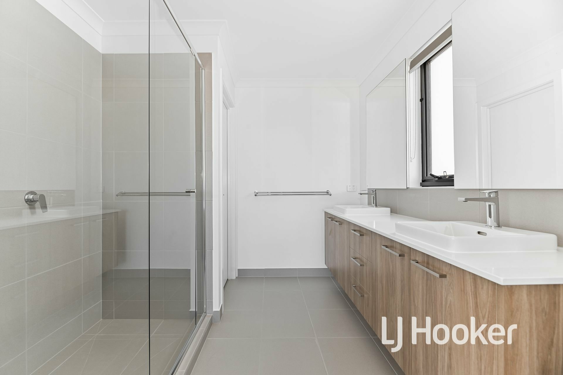 20 Ambleside Way, OFFICER