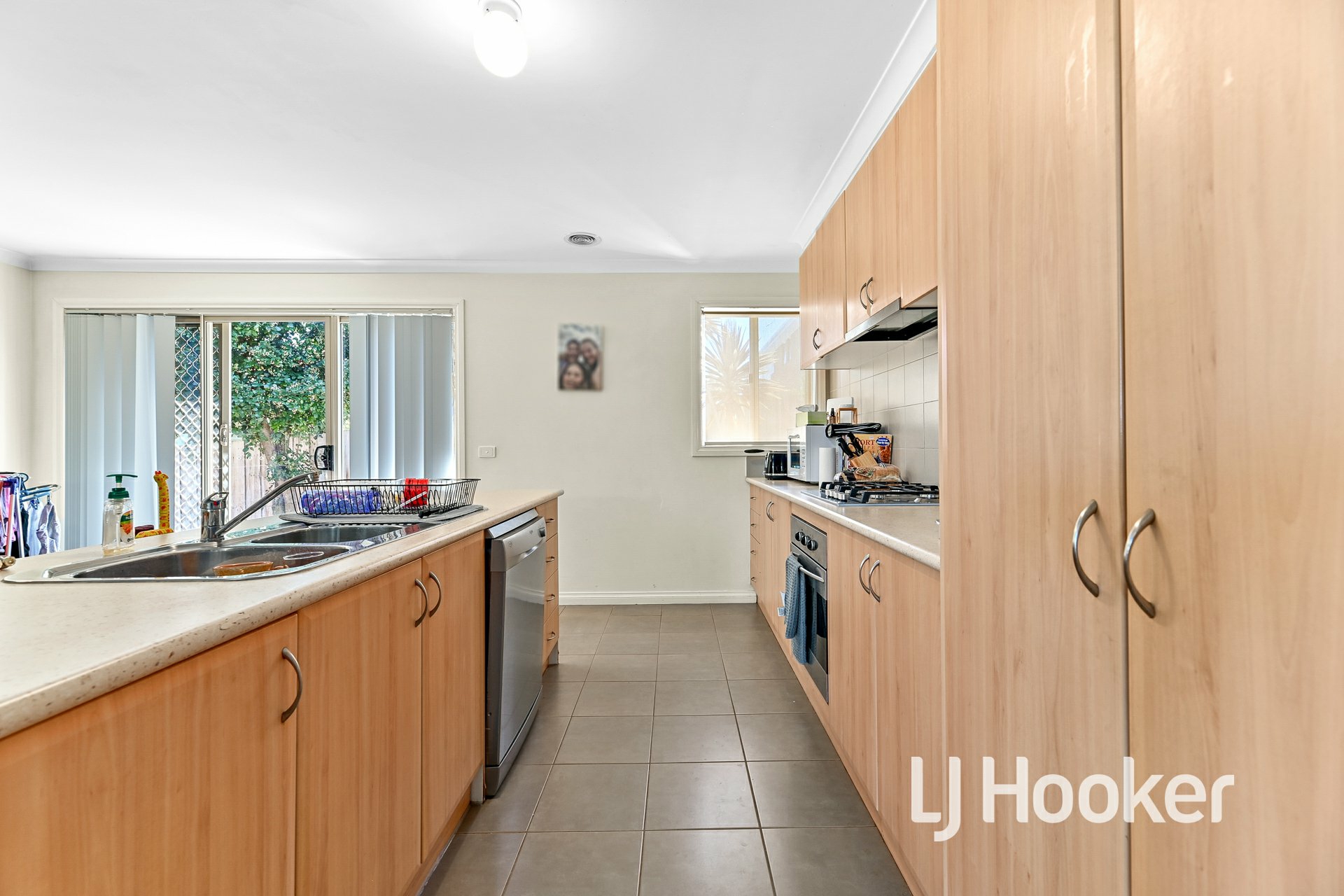 2/27 Silver Gum Drive, PAKENHAM
