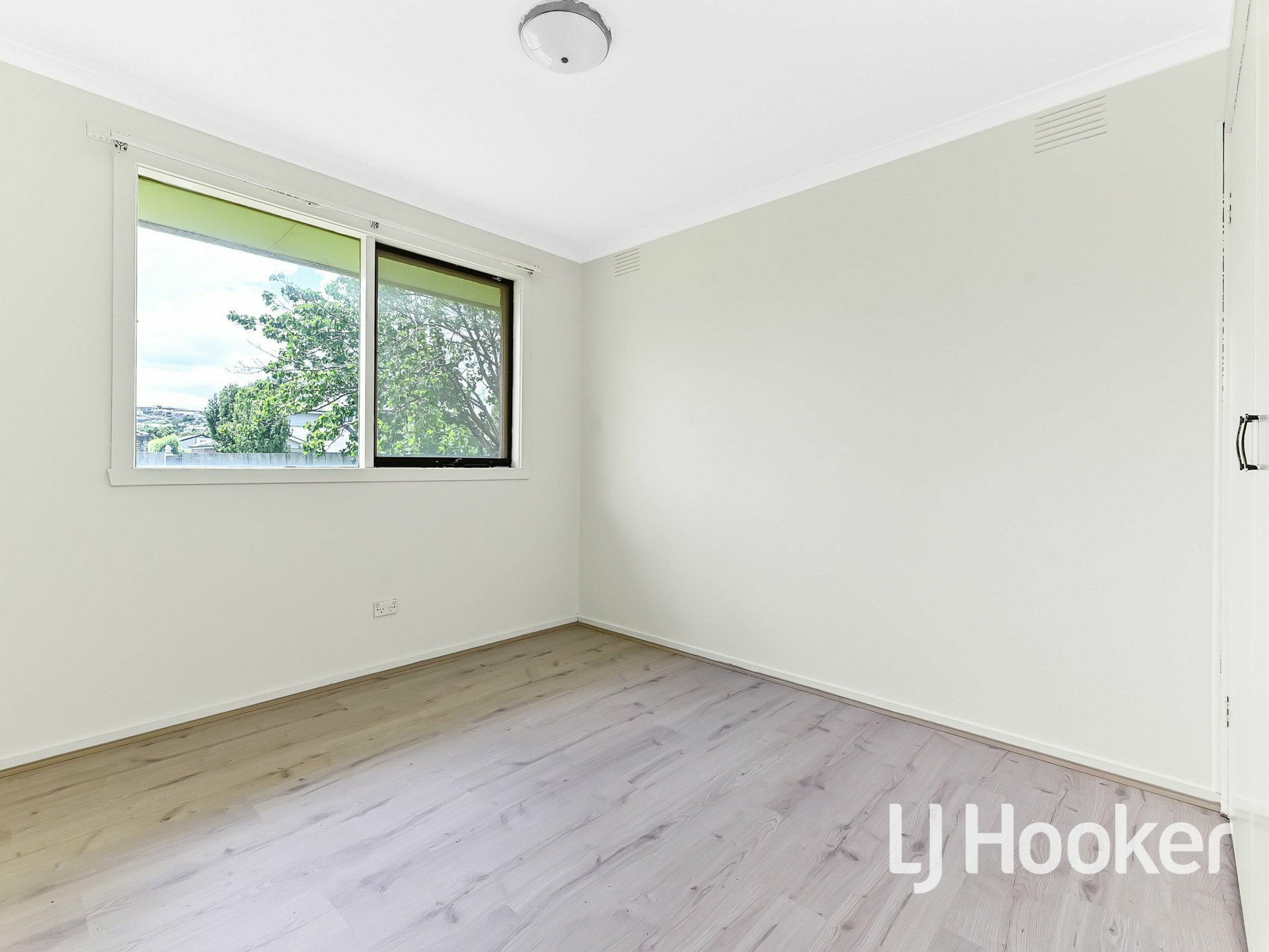 6/4 Guest Road, PAKENHAM