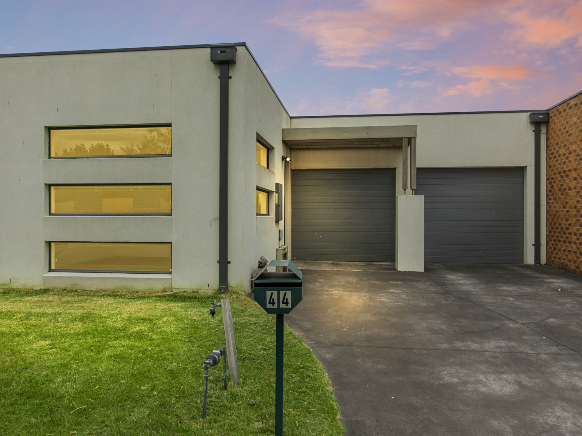44 Edgeware Close, PAKENHAM