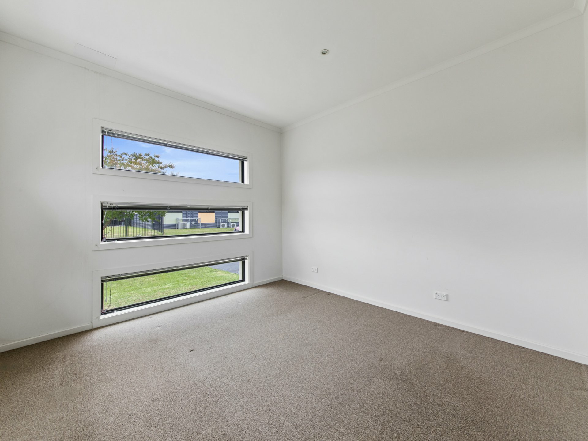 44 Edgeware Close, PAKENHAM