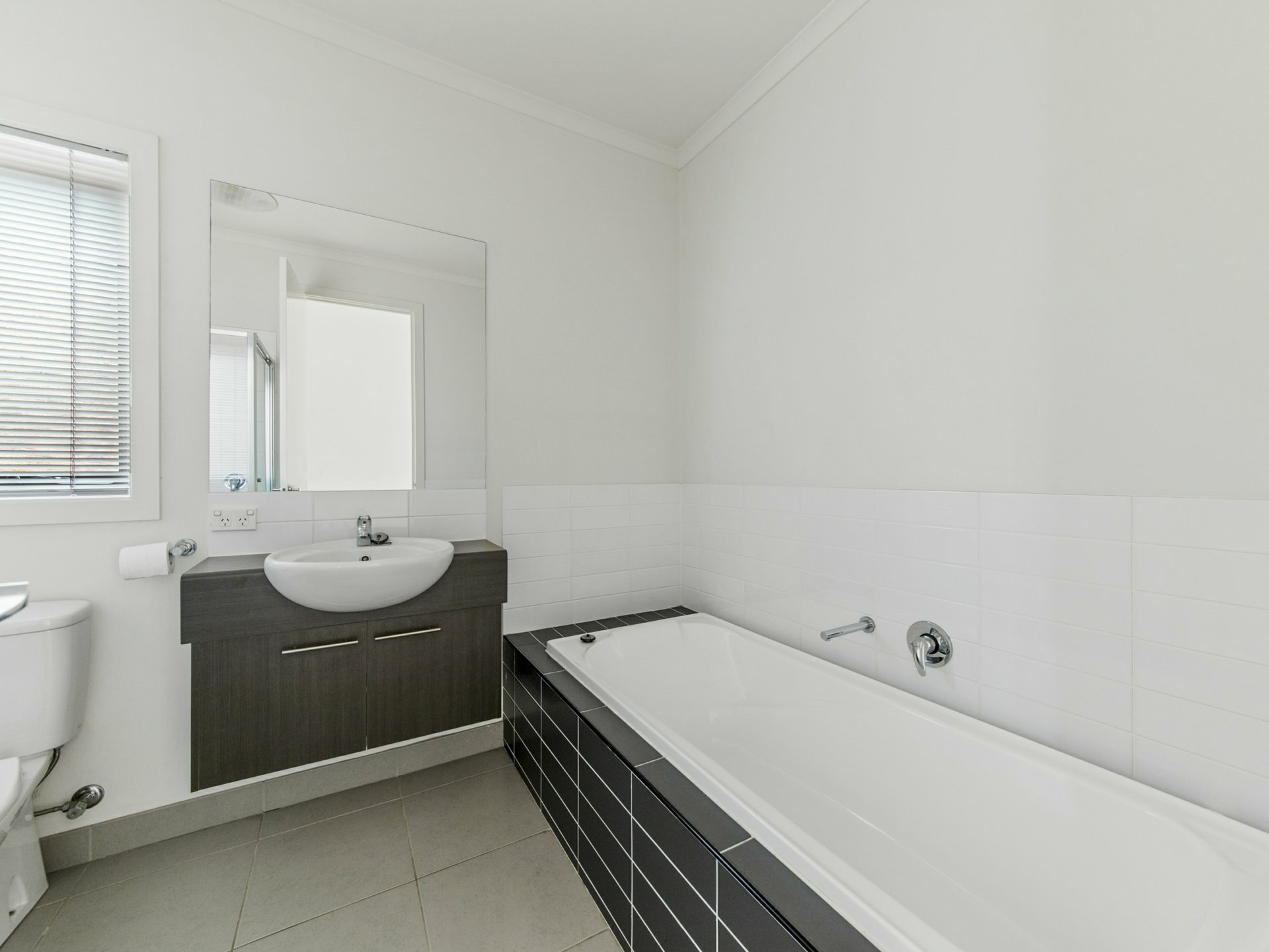 44 Edgeware Close, PAKENHAM
